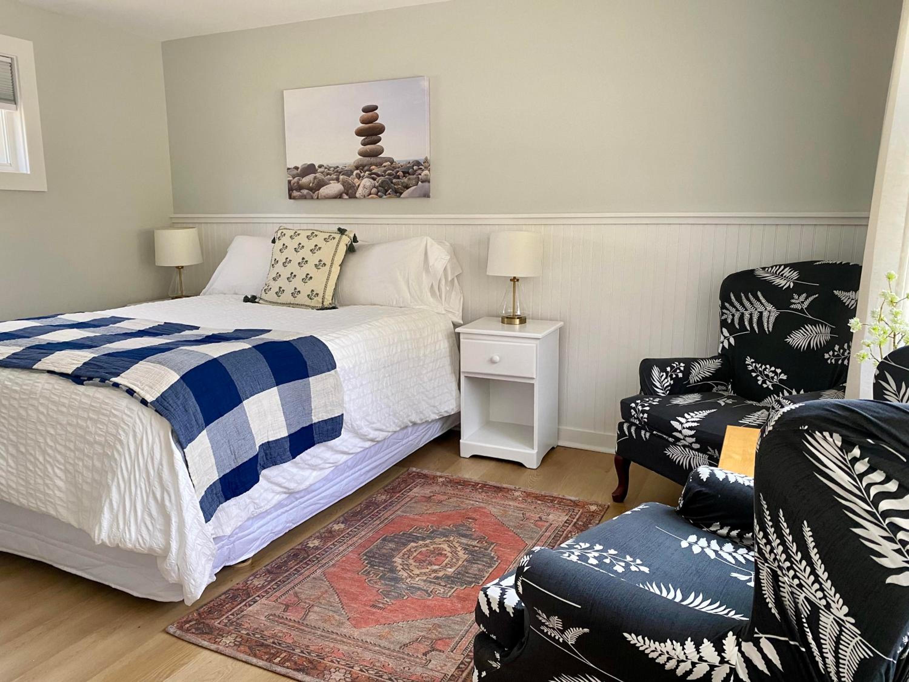 Queen Room - Photo 1