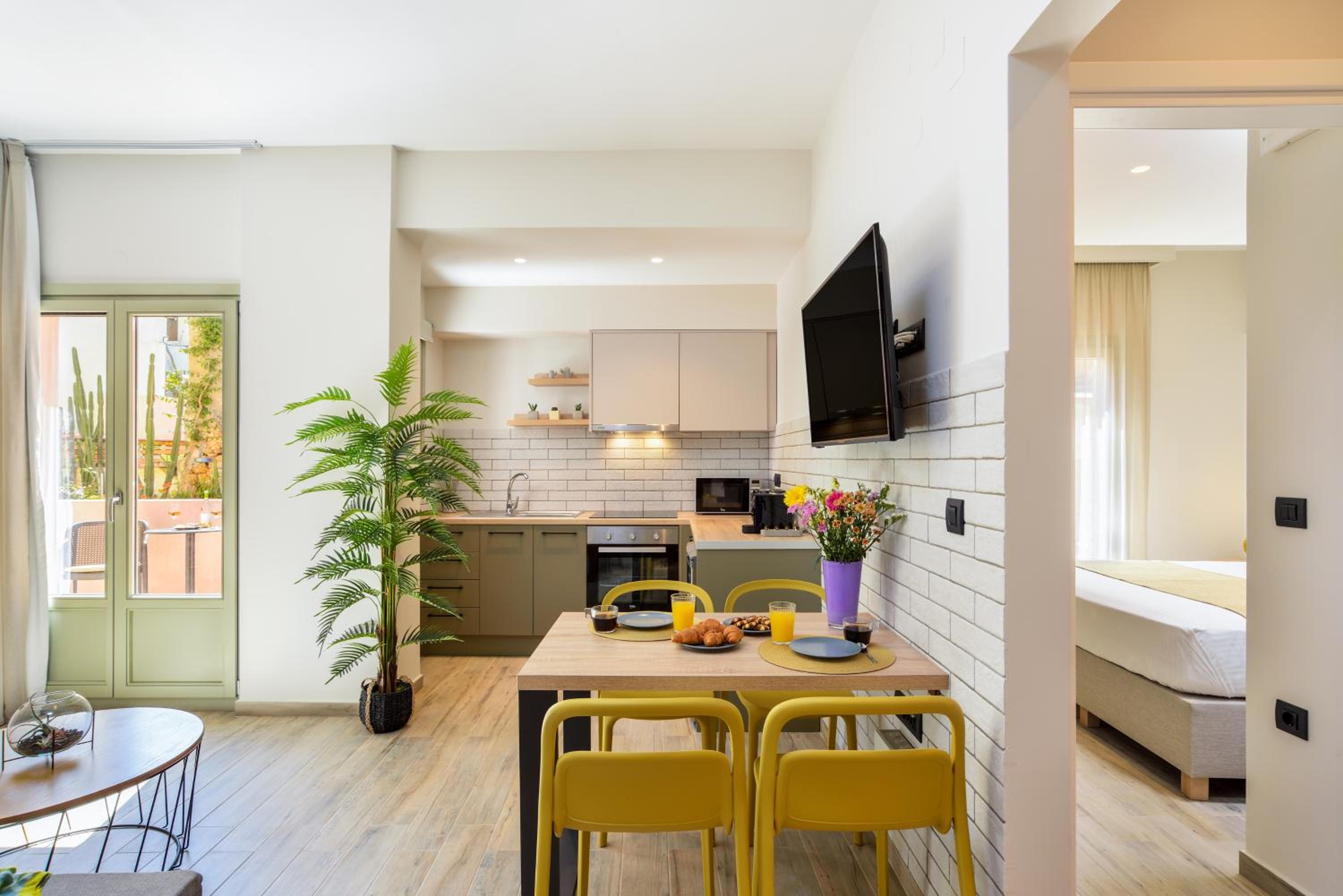 One-Bedroom Apartment