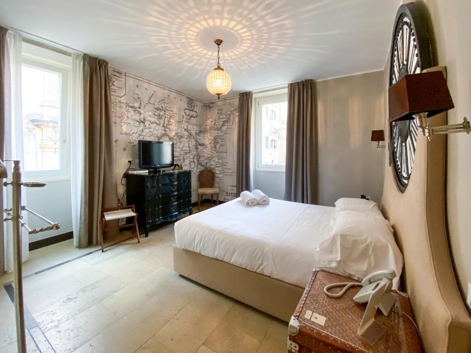 Deluxe Double Room - Photo 2