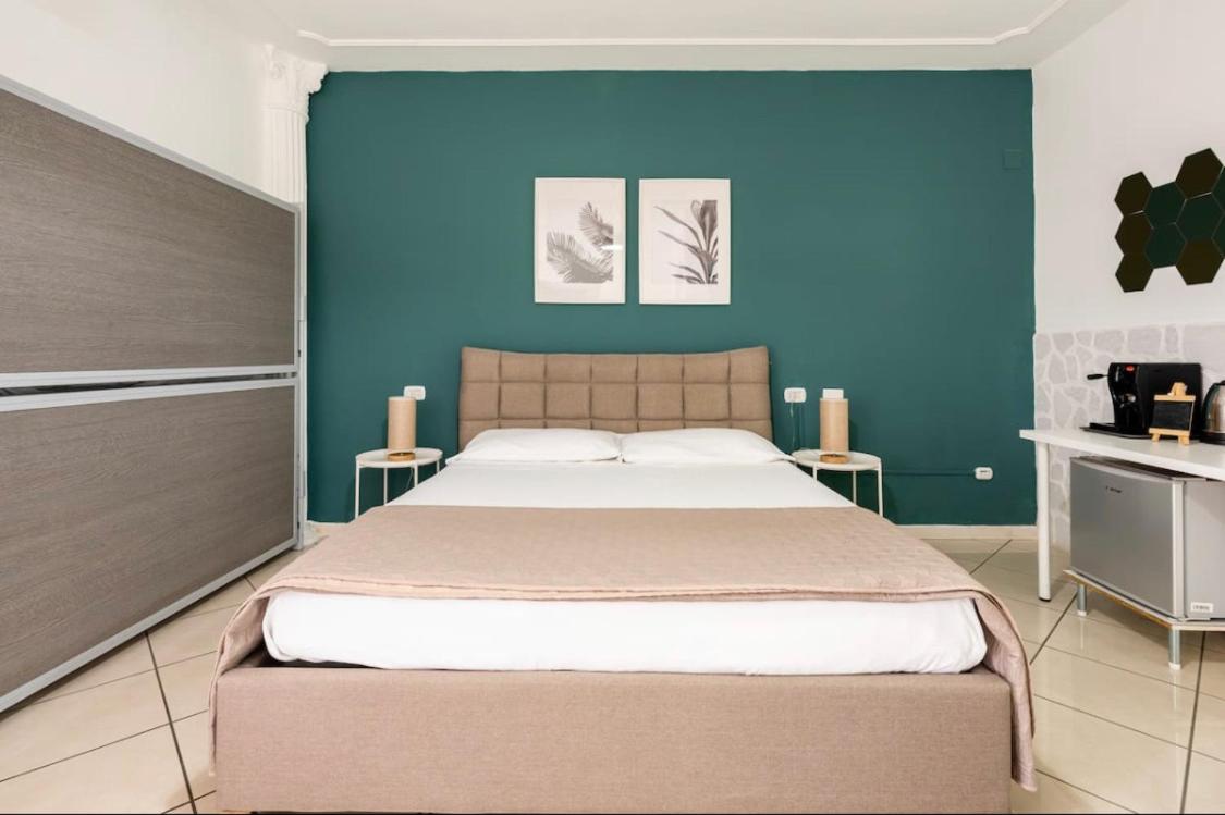 Deluxe Quadruple Room - Photo 2