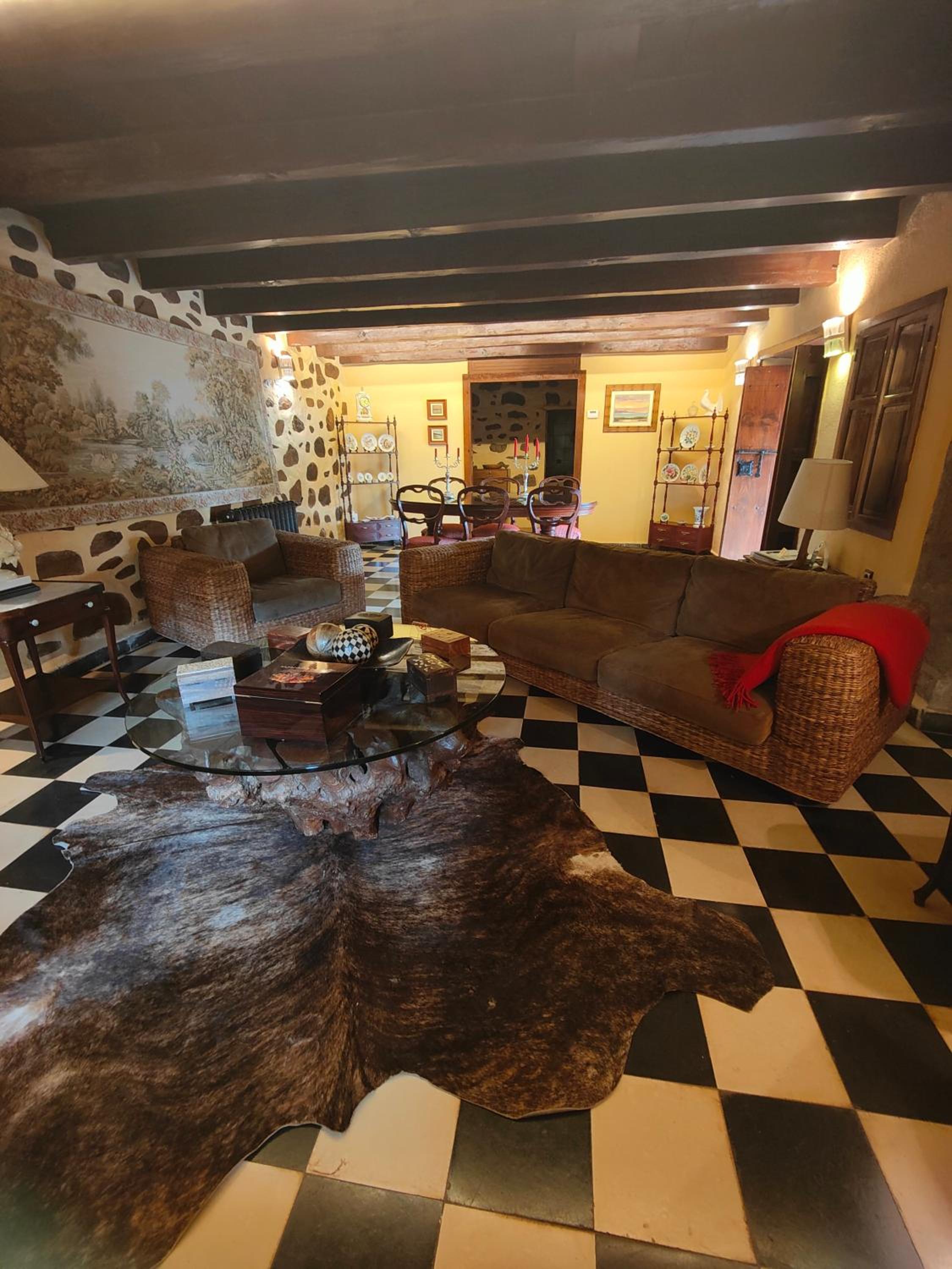 Casa de tres habitaciones