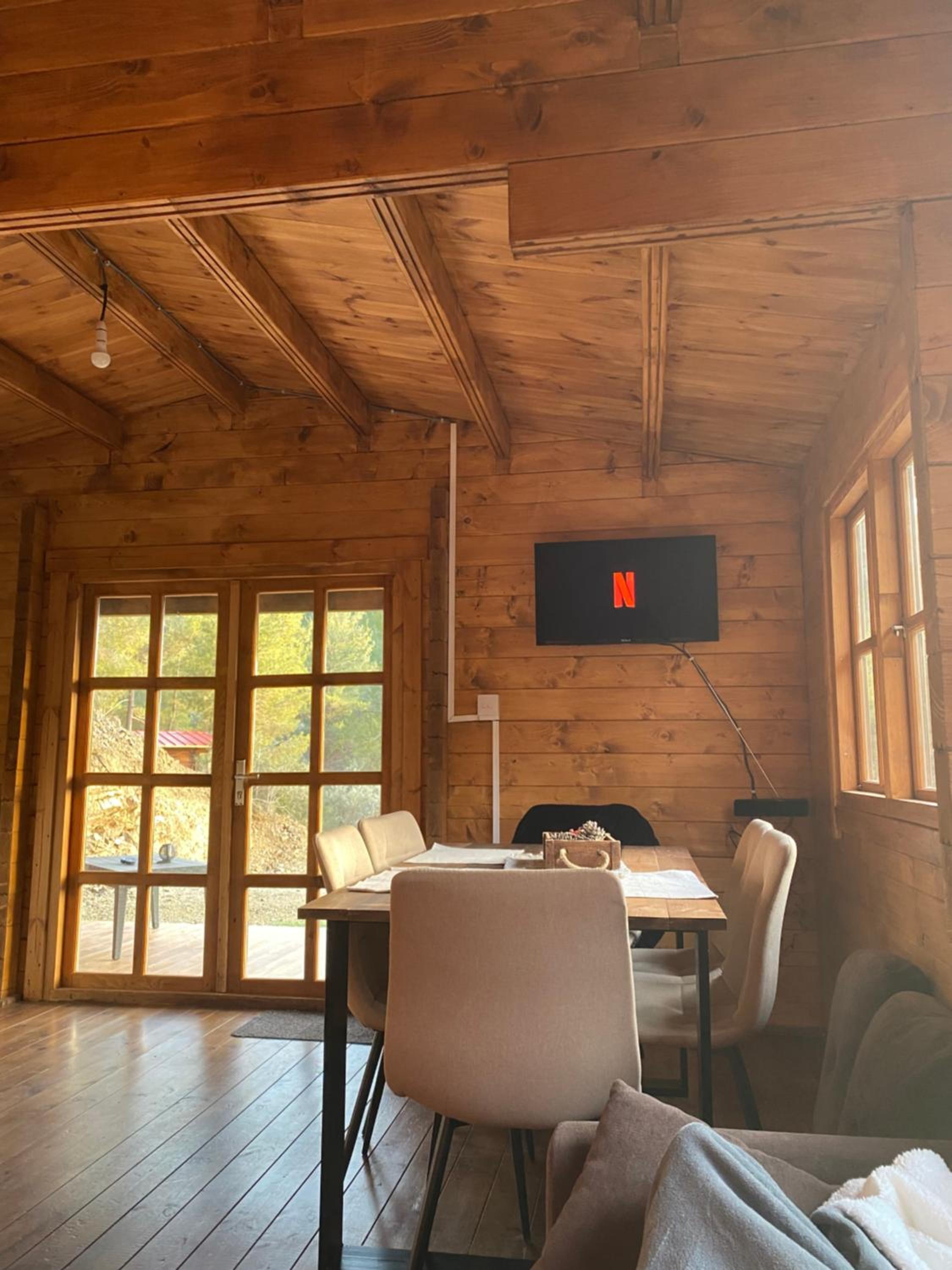 Two-Bedroom Chalet - Photo 7