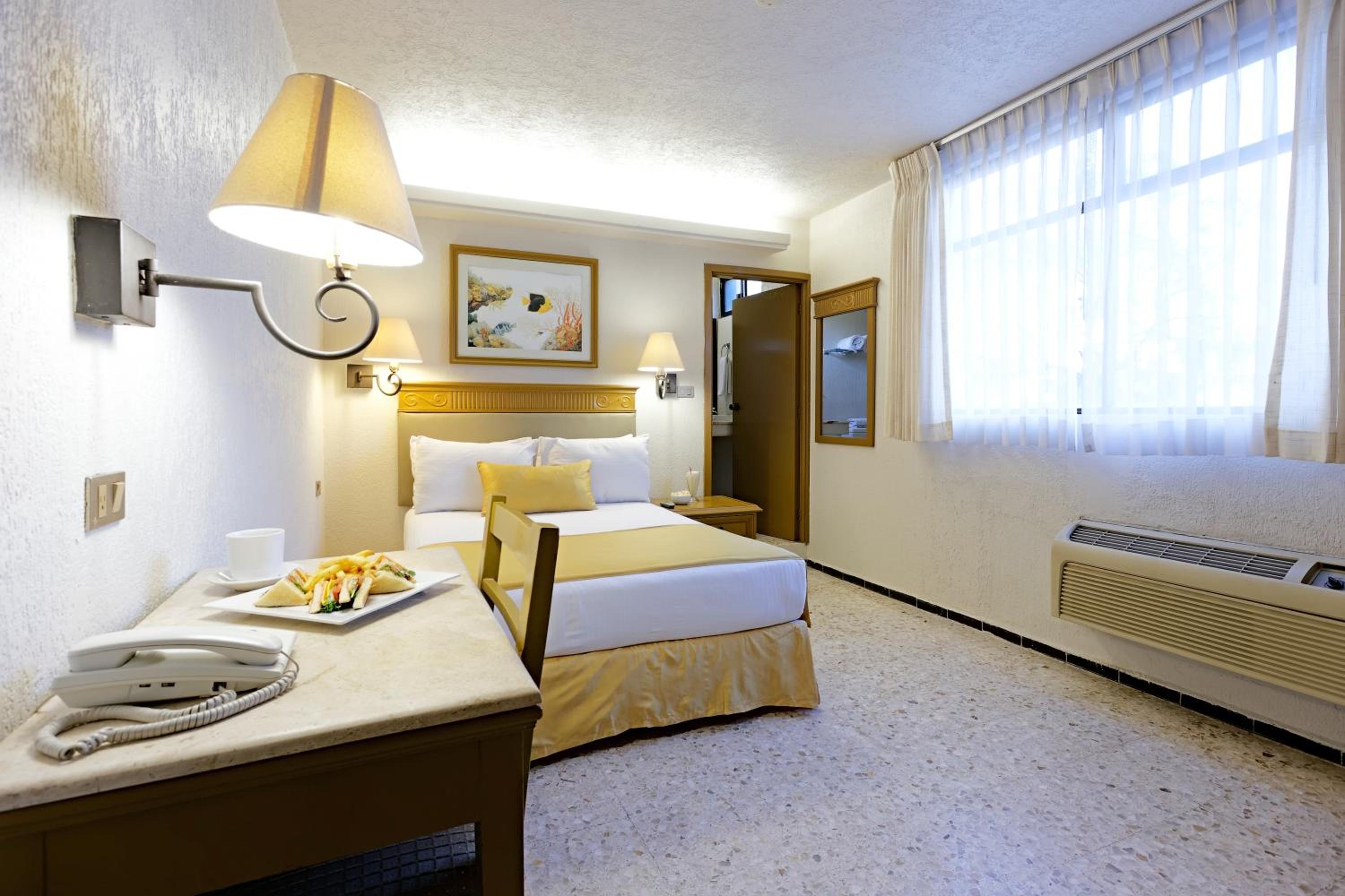 Standard Double Room photo 3
