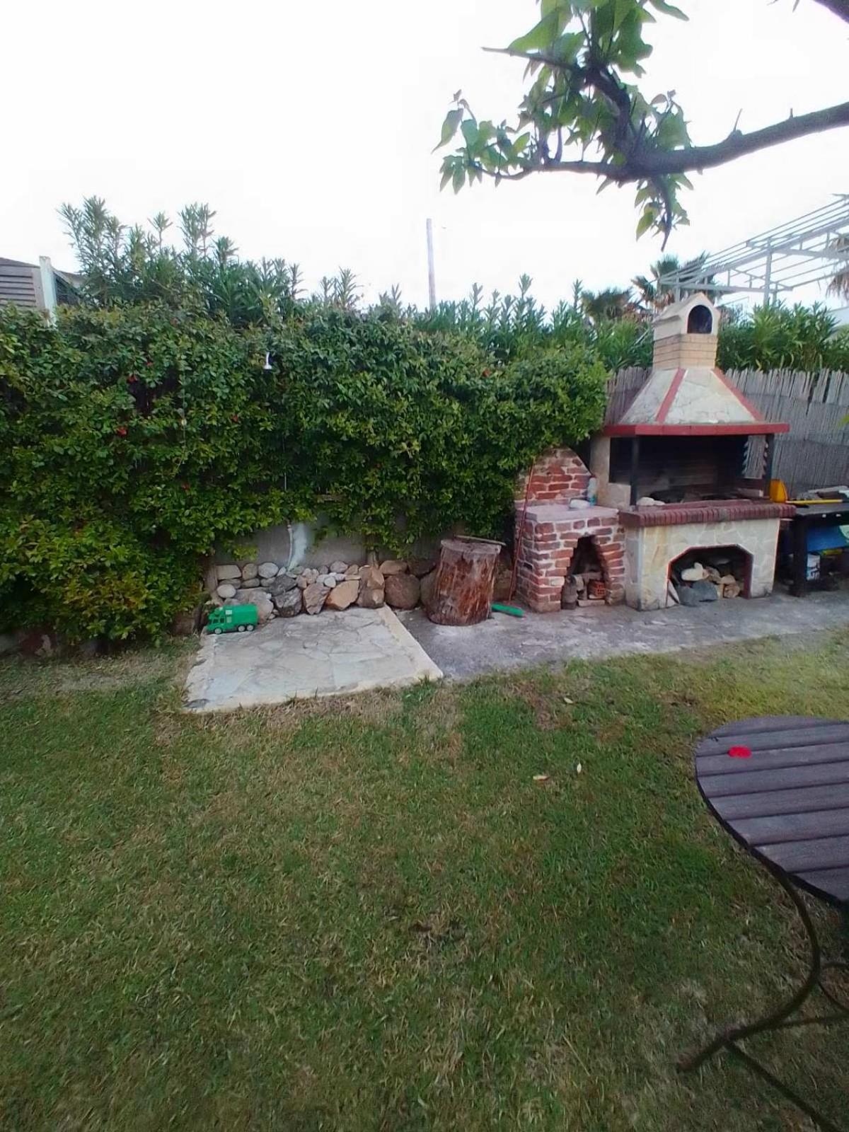 Three-Bedroom Villa photo 2