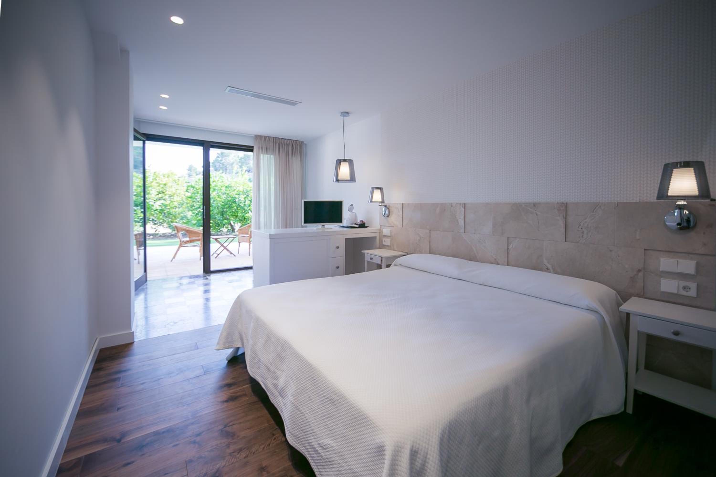 Deluxe Twin Room photo 2