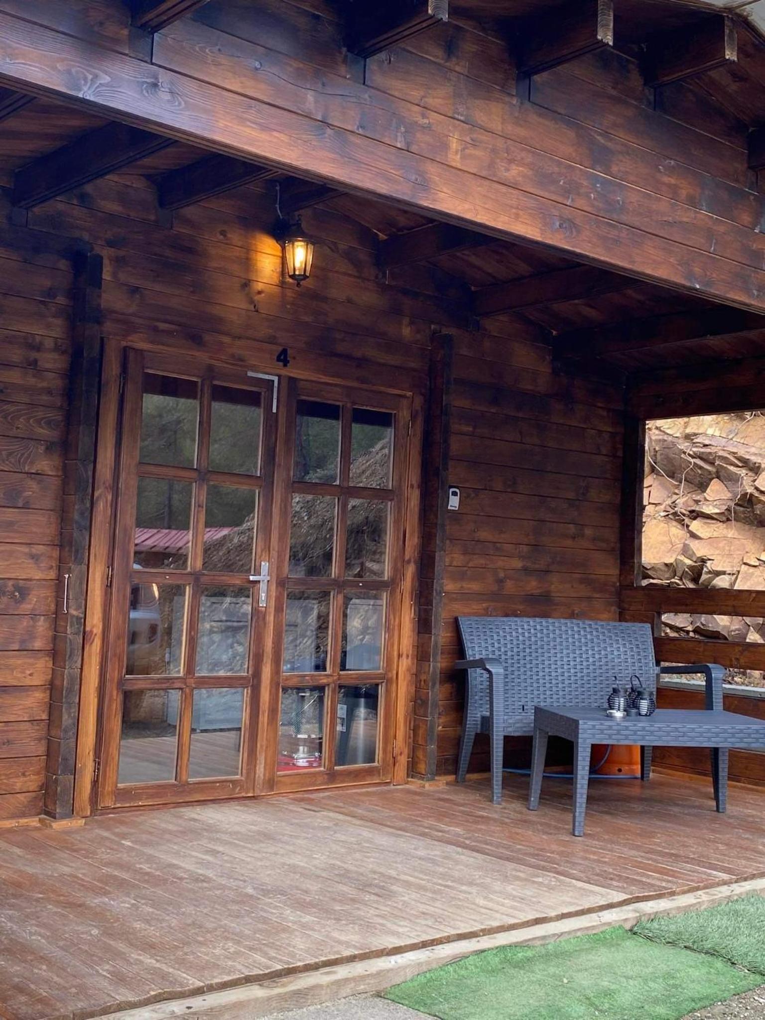 Two-Bedroom Chalet - Photo 3
