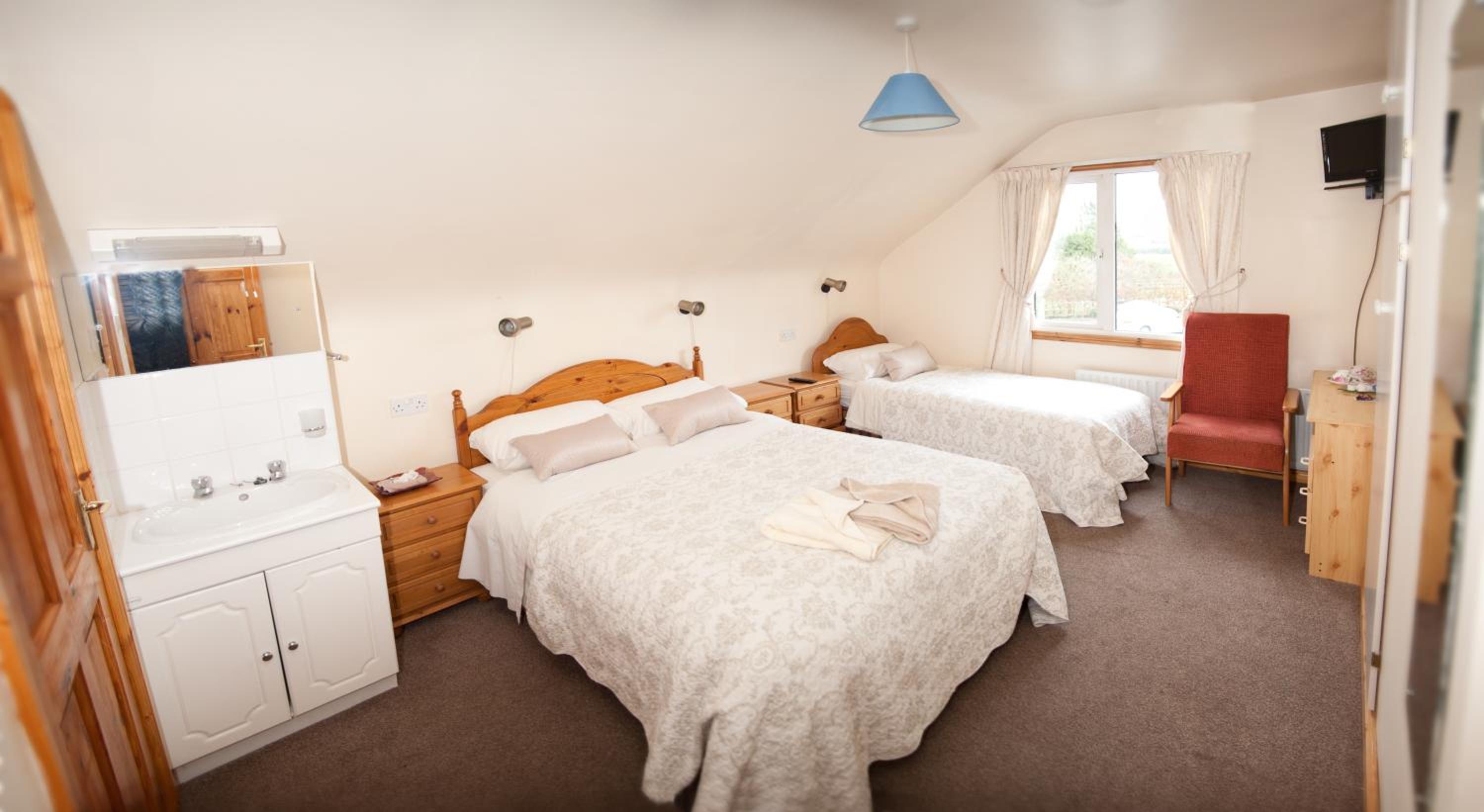 Comfort Triple Room - Photo 4