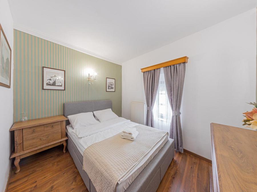 Deluxe Apartment - Photo 10