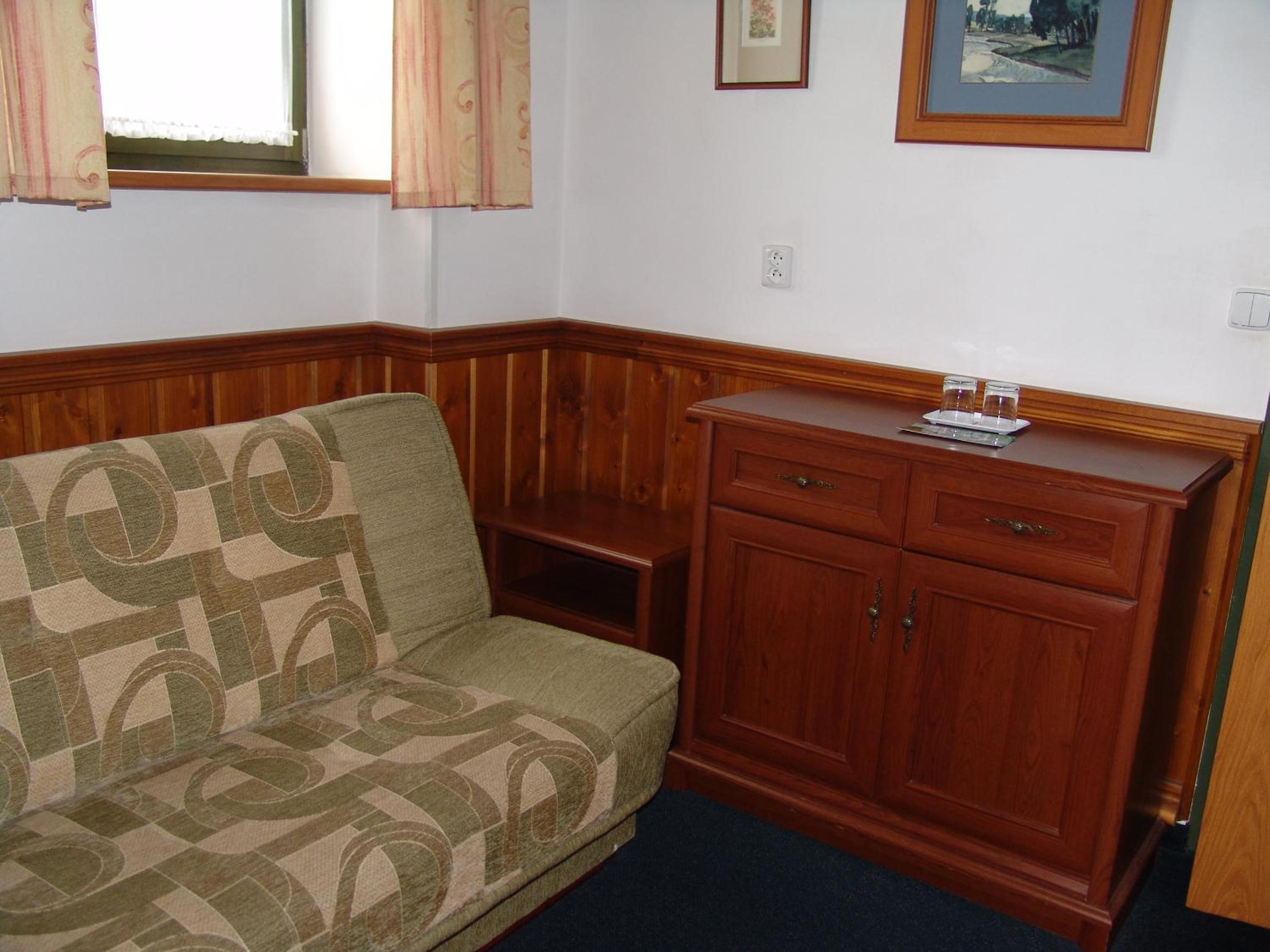 Triple Room photo 2
