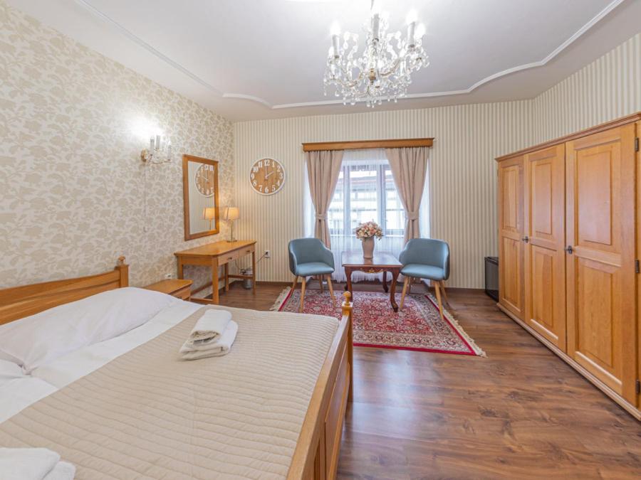 Standard Double Room - Photo 2