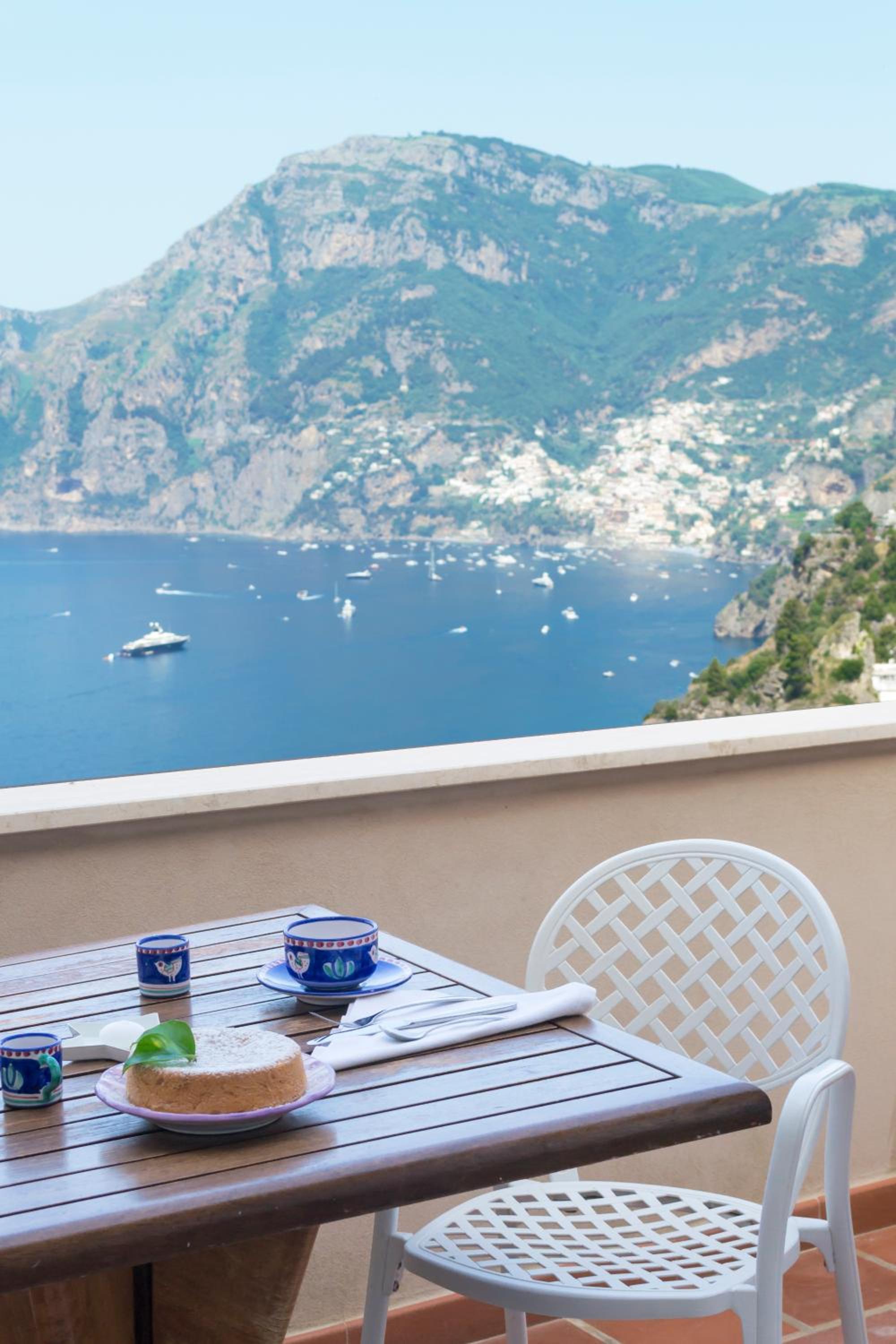 Queen Suite with Sea View photo 3