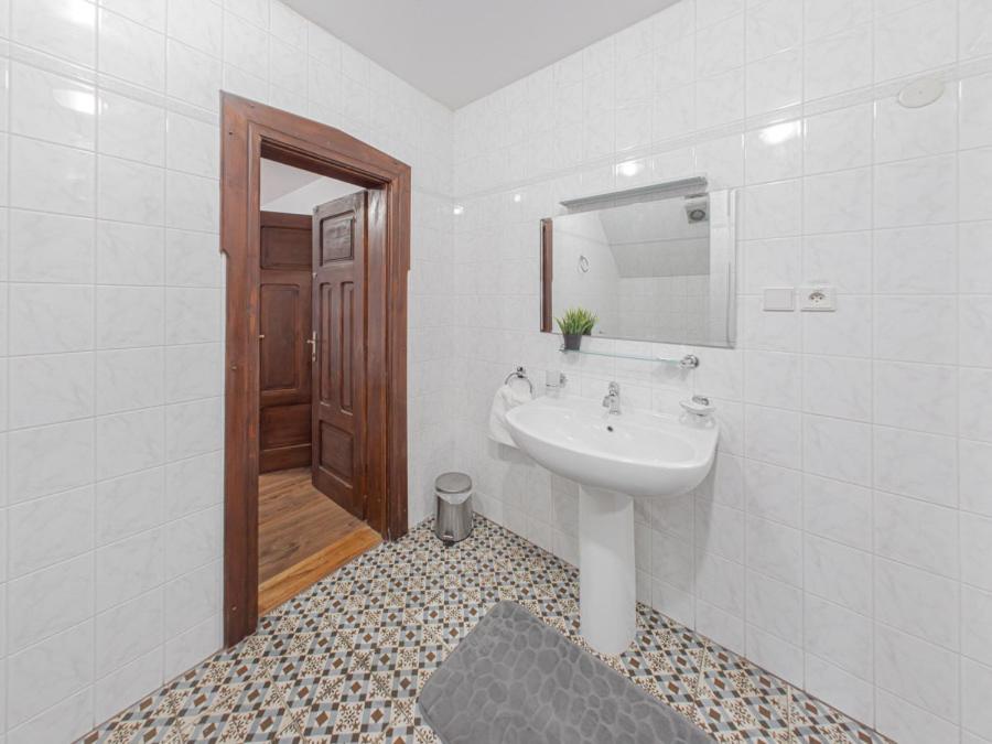 Triple Room - Photo 5