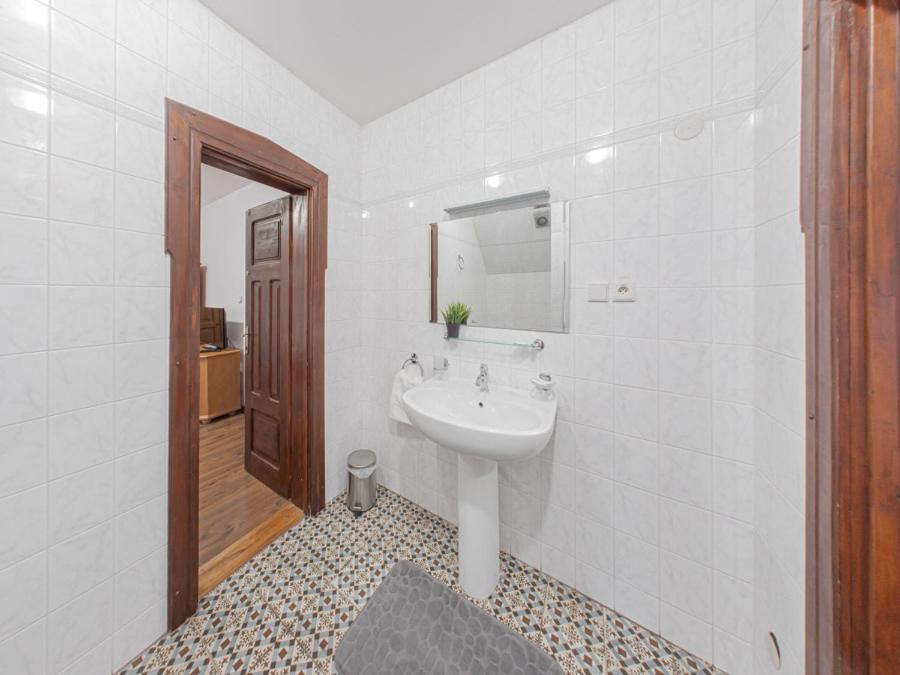 Triple Room - Photo 6
