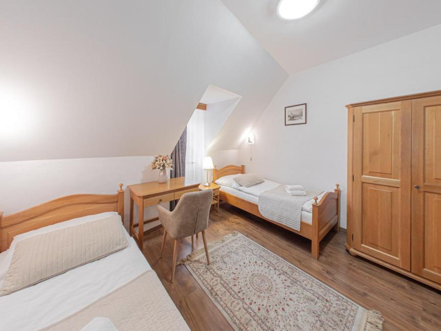 Triple Room - Photo 10