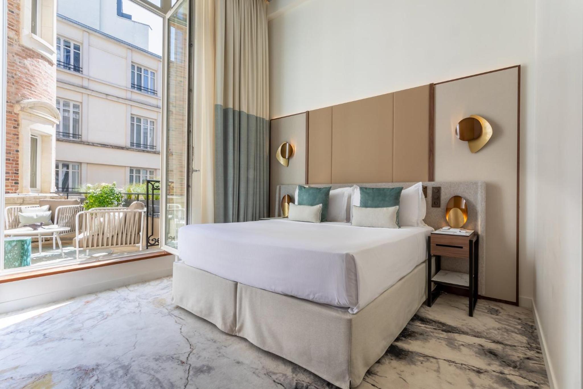 Junior King Suite with Terrace