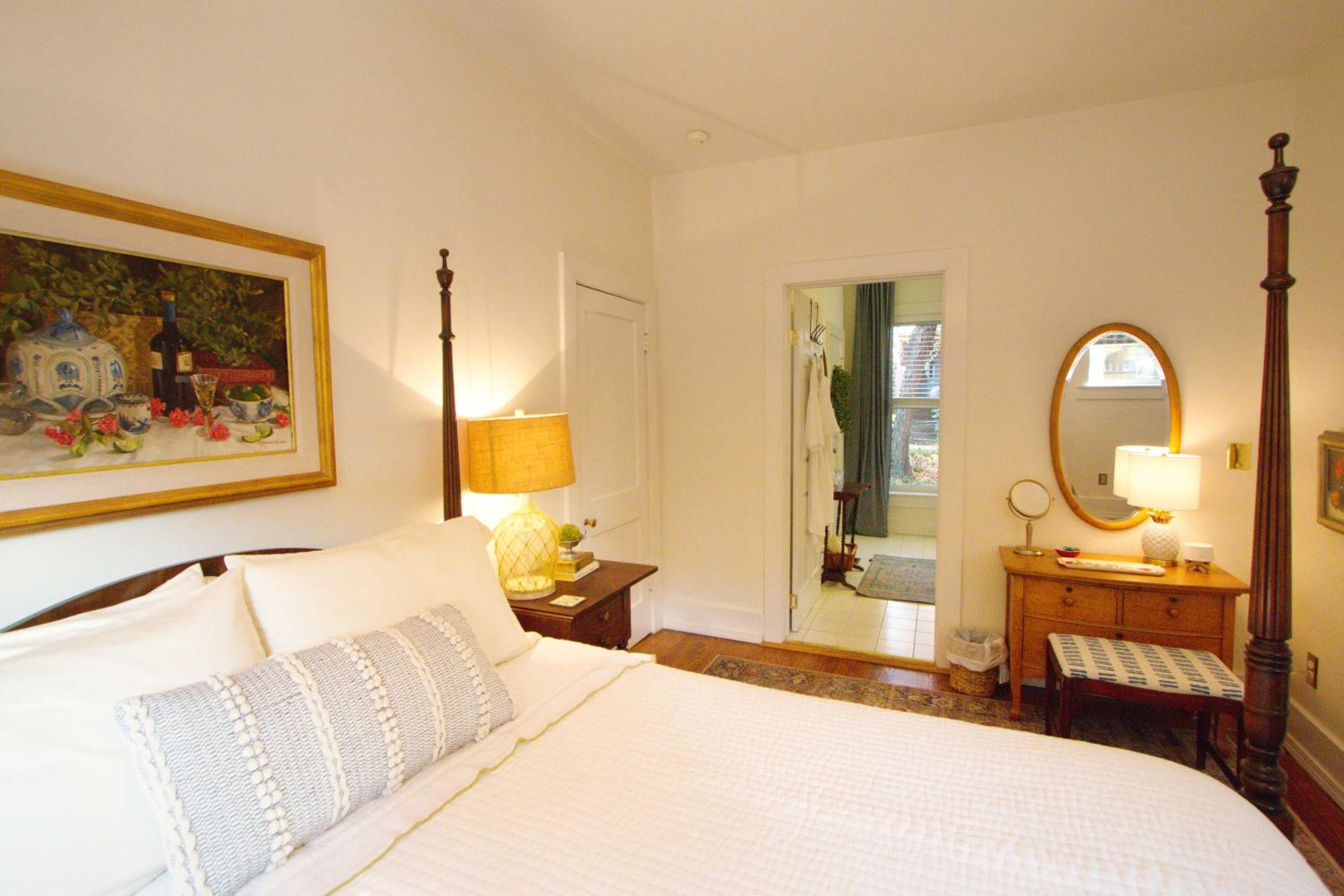 Queen Room
