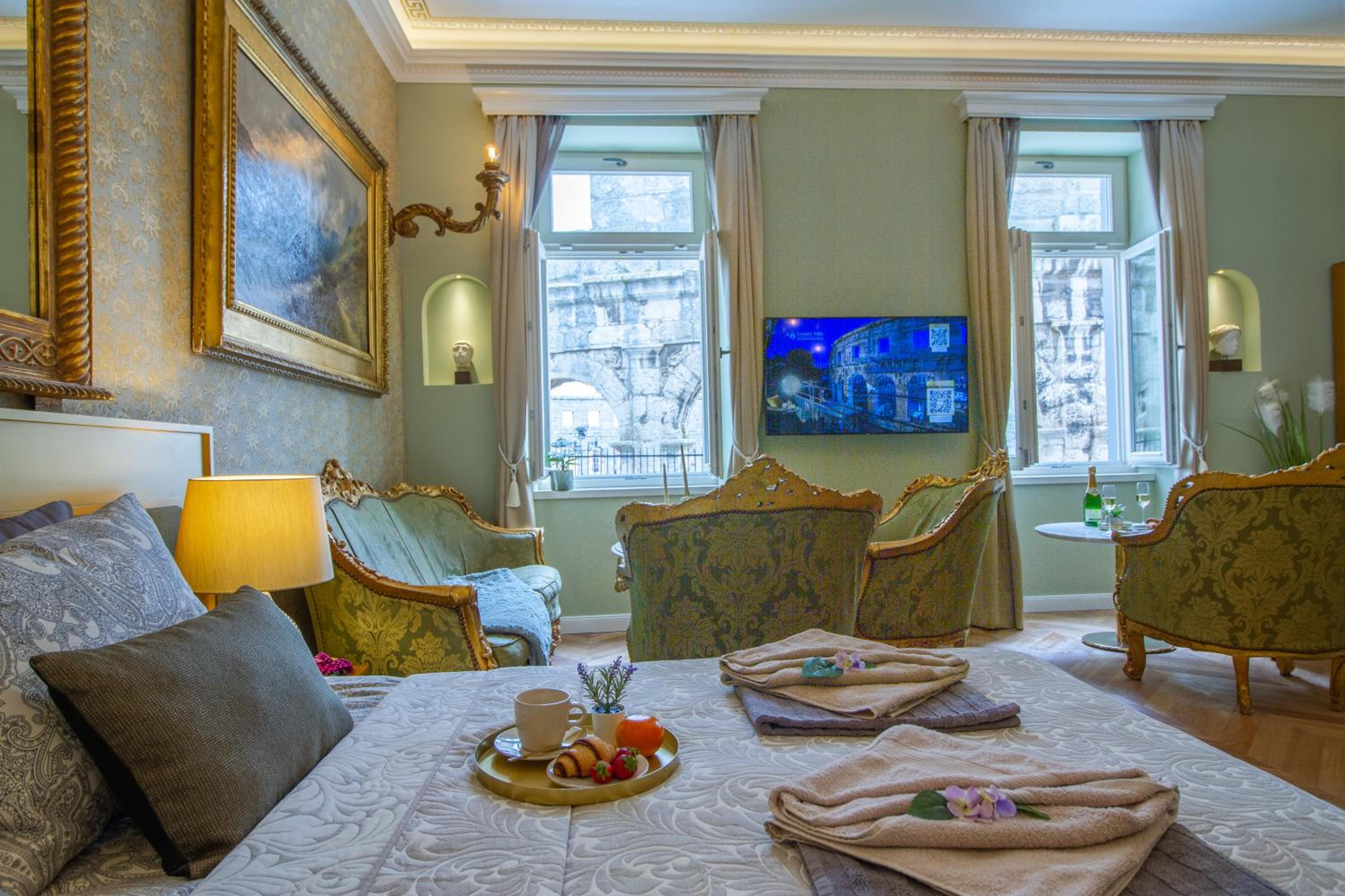Three-Bedroom Apartment - Photo 46