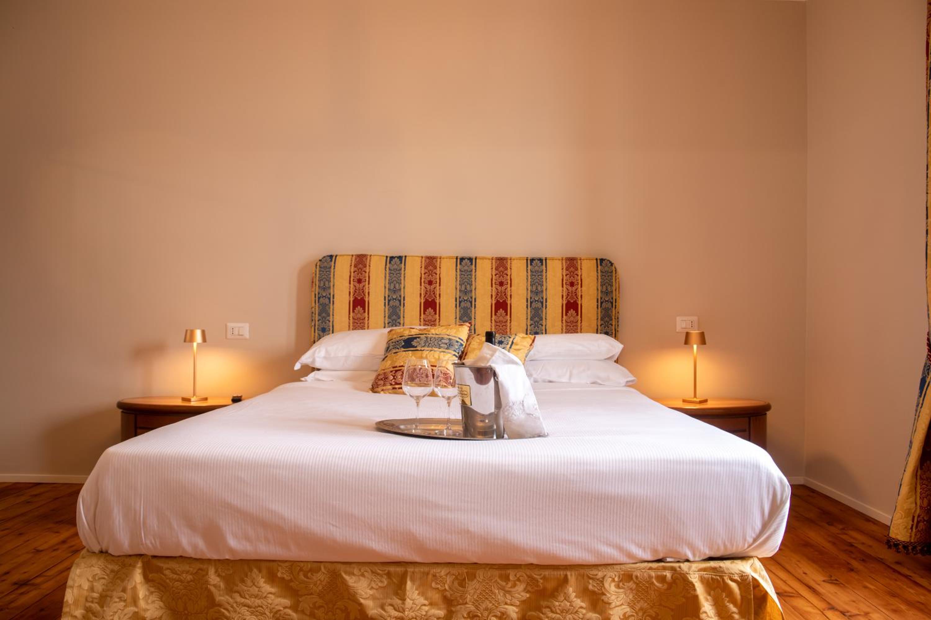Double Room with Lake View photo 2