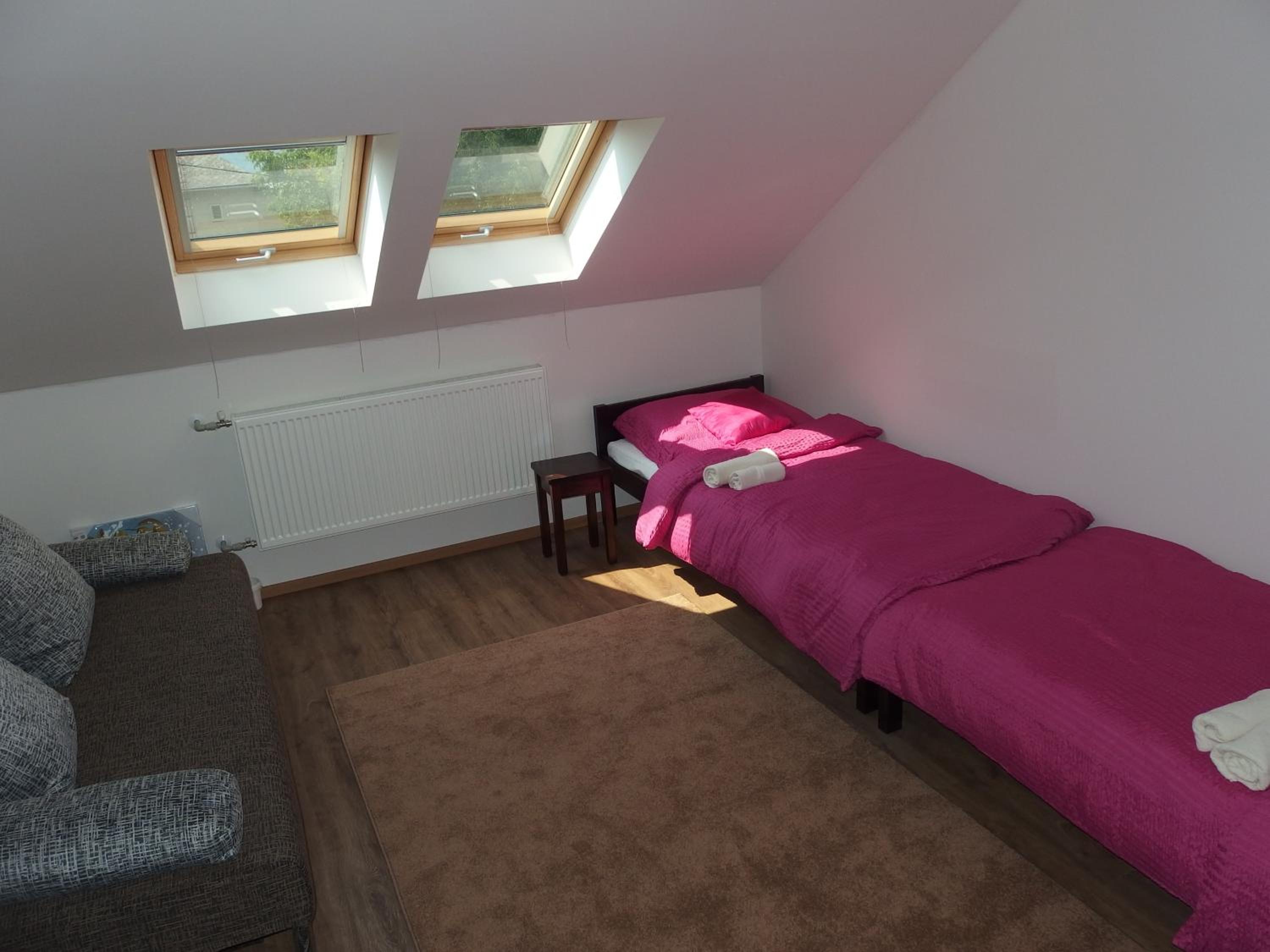 Double Room With Extra Bed photo 3
