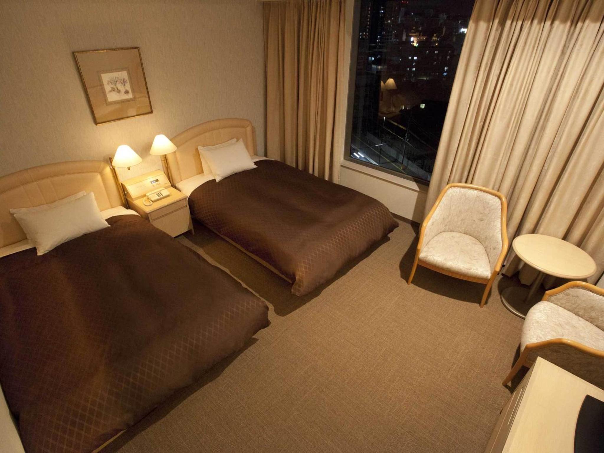 Standard Twin Room - Non-Smoking photo 2