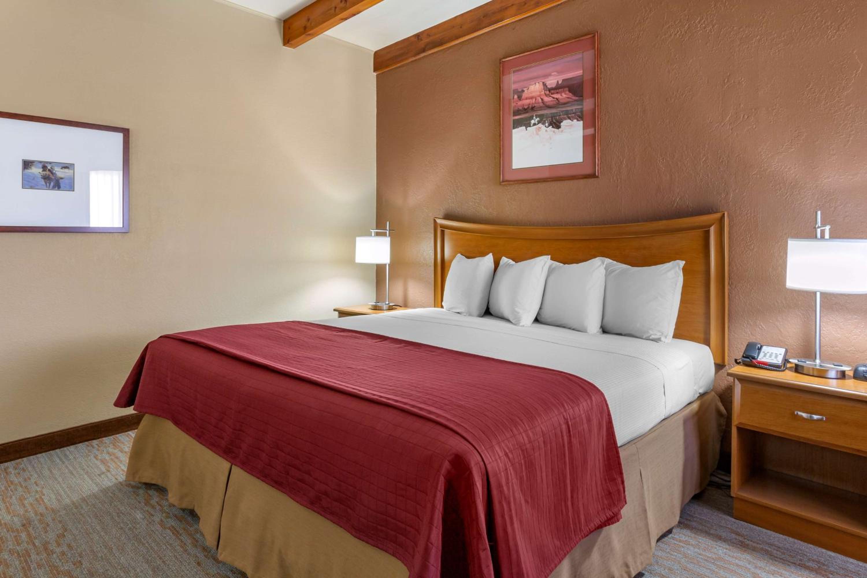 King Room with Balcony photo 3