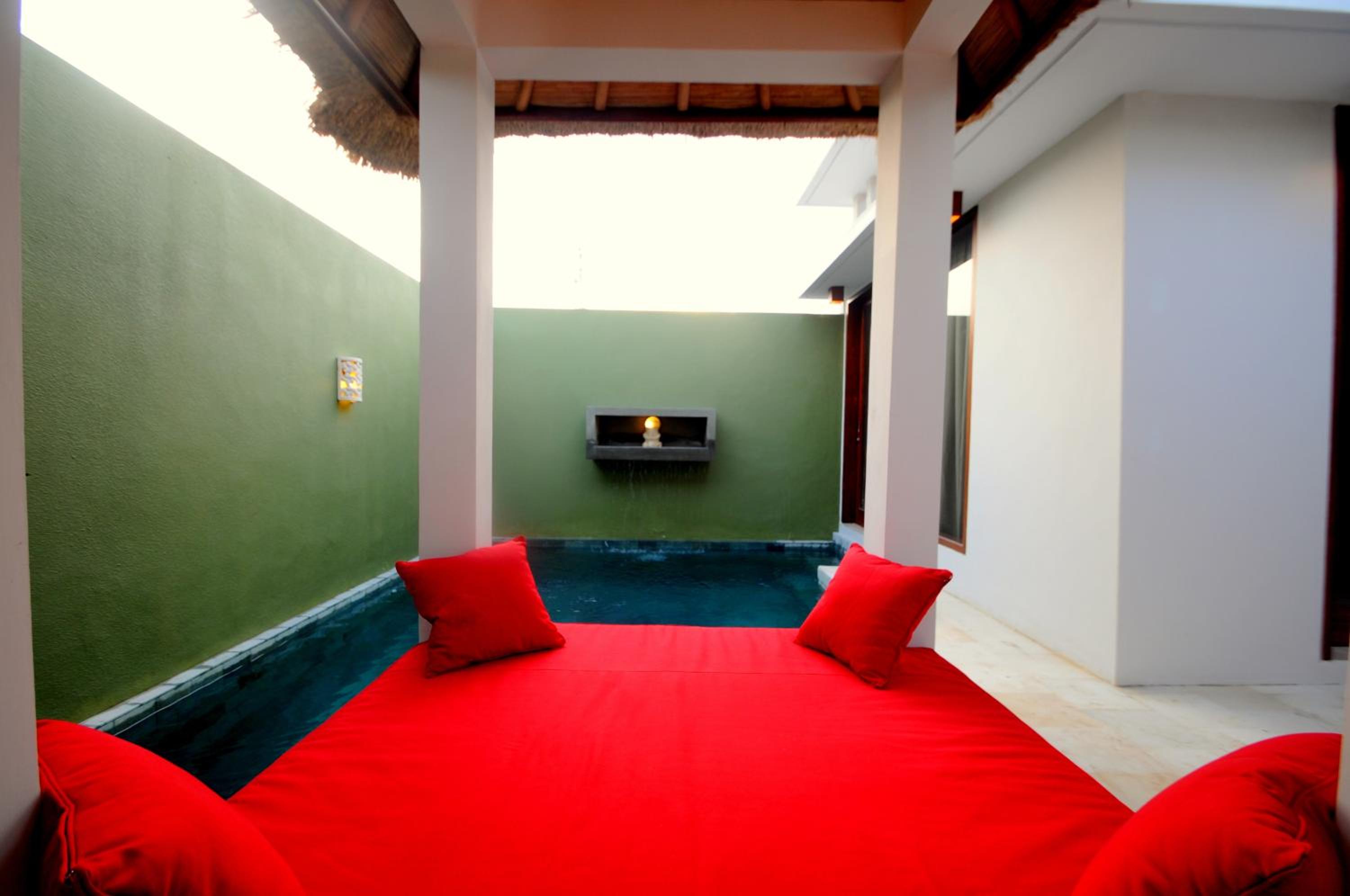 Two-Bedroom Villa with Private Pool - Photo 20
