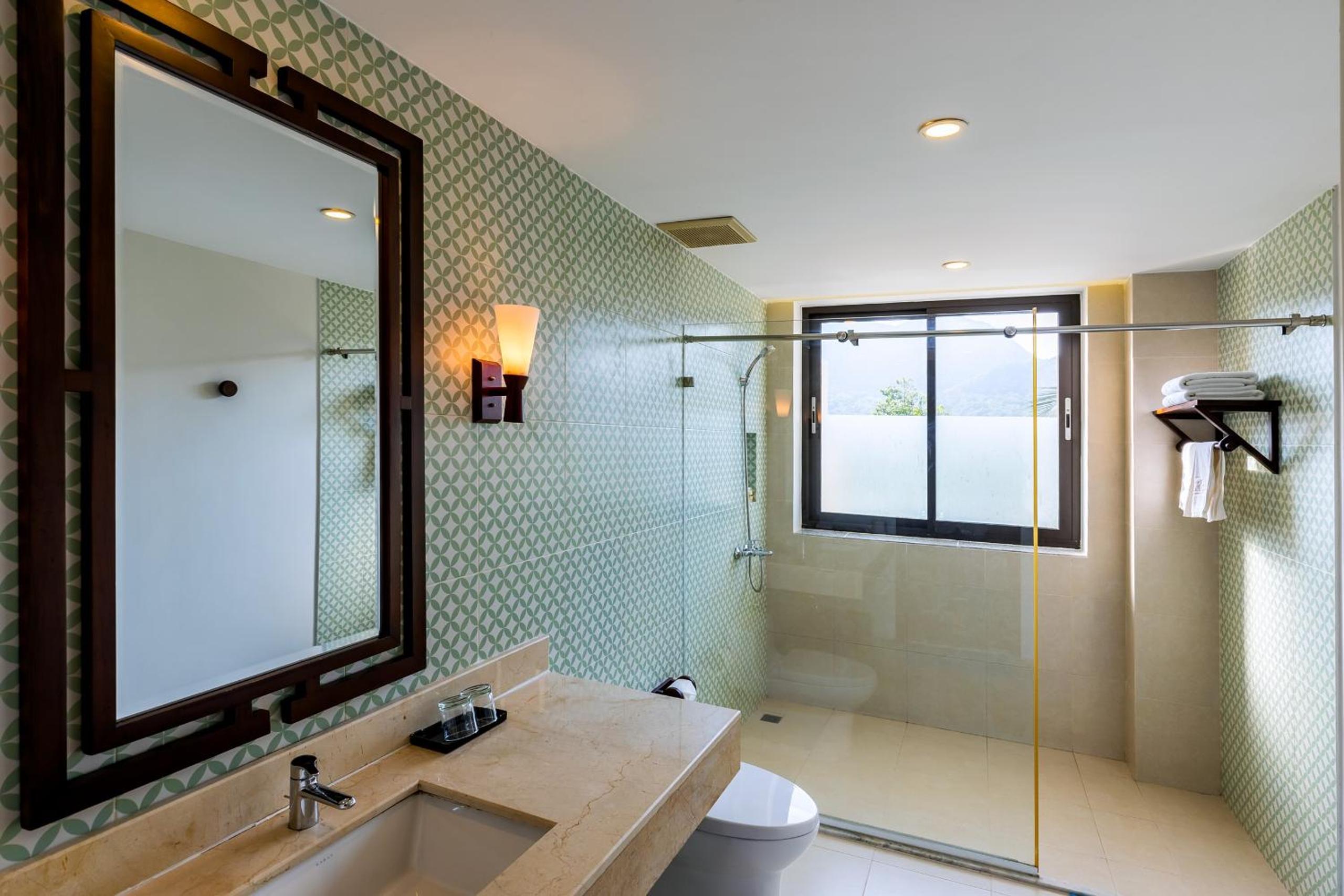 Suite with Mountain View photo 3