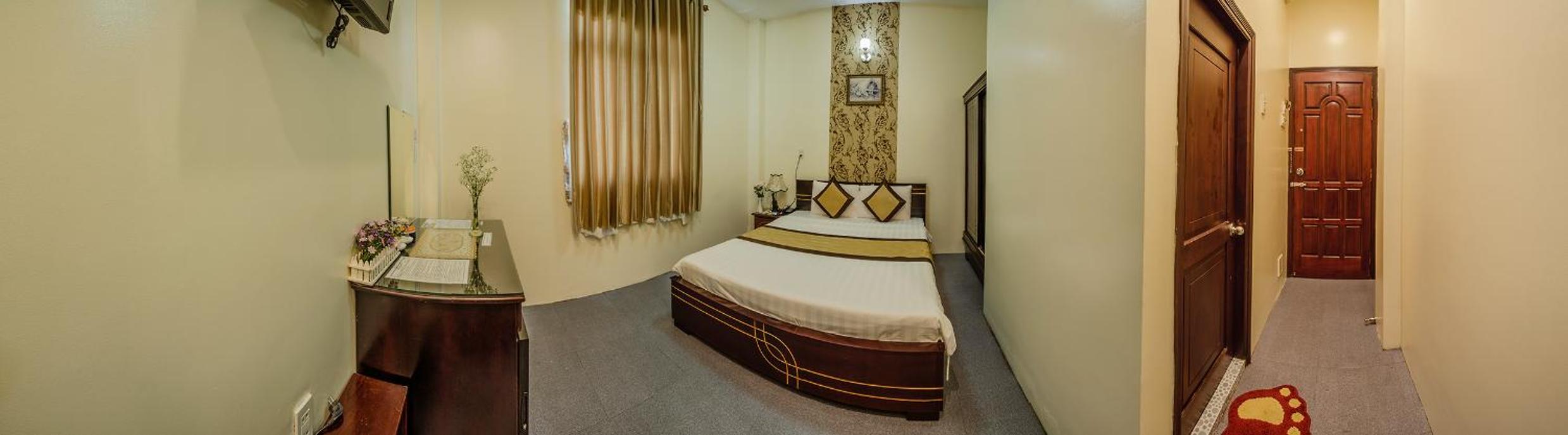 Double Room - Photo 3
