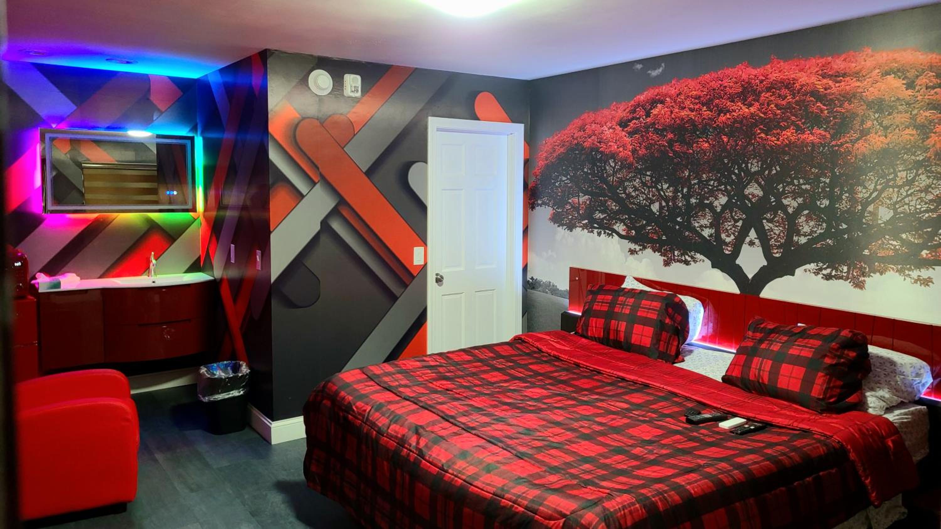 Superior King Room - Photo 1