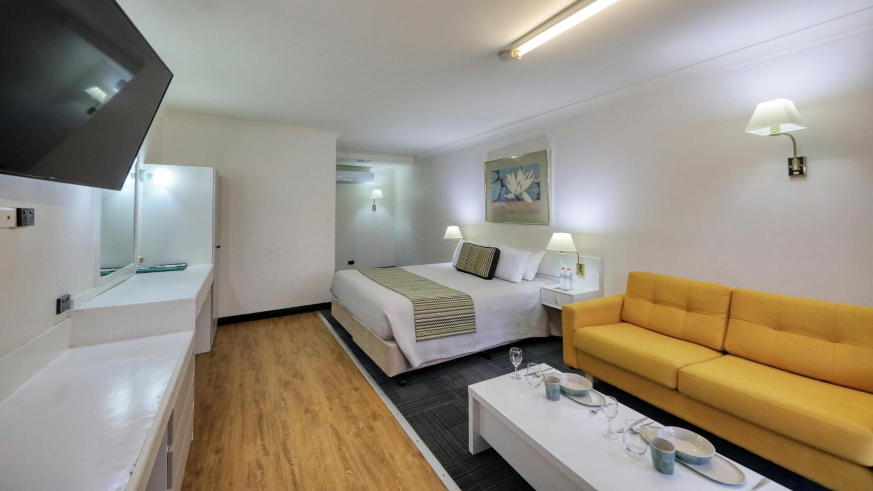 Superior King Room photo 1