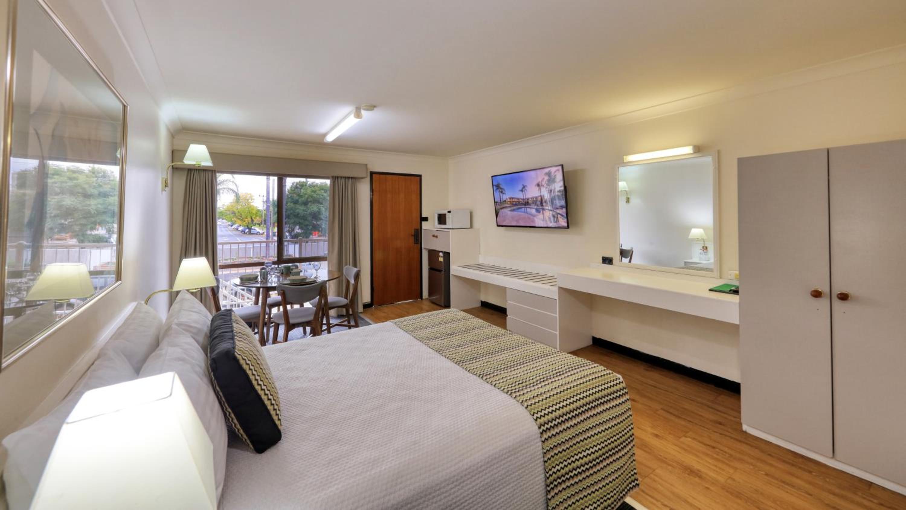 Standard Twin Room photo 1