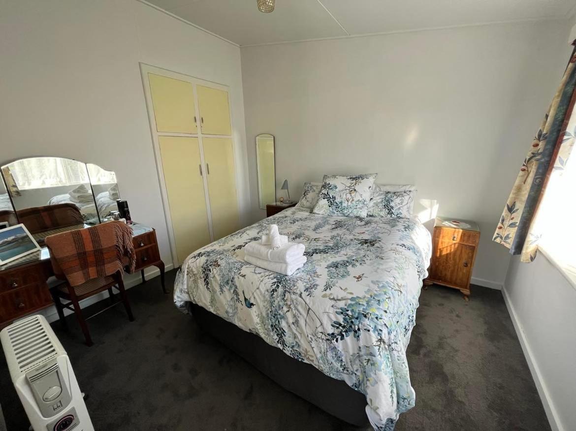 Two-Bedroom House - Photo 4