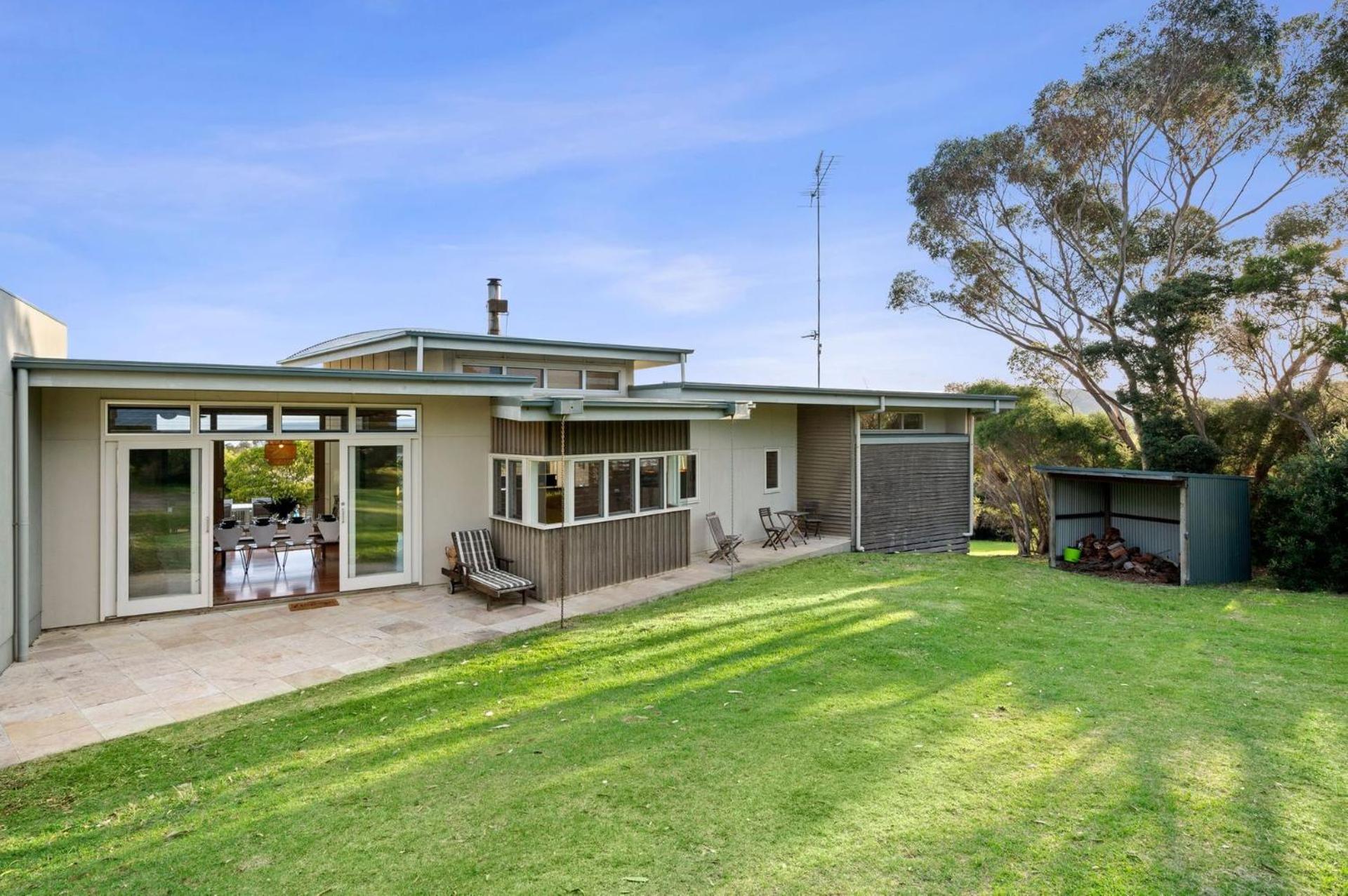 Four-Bedroom House photo 2