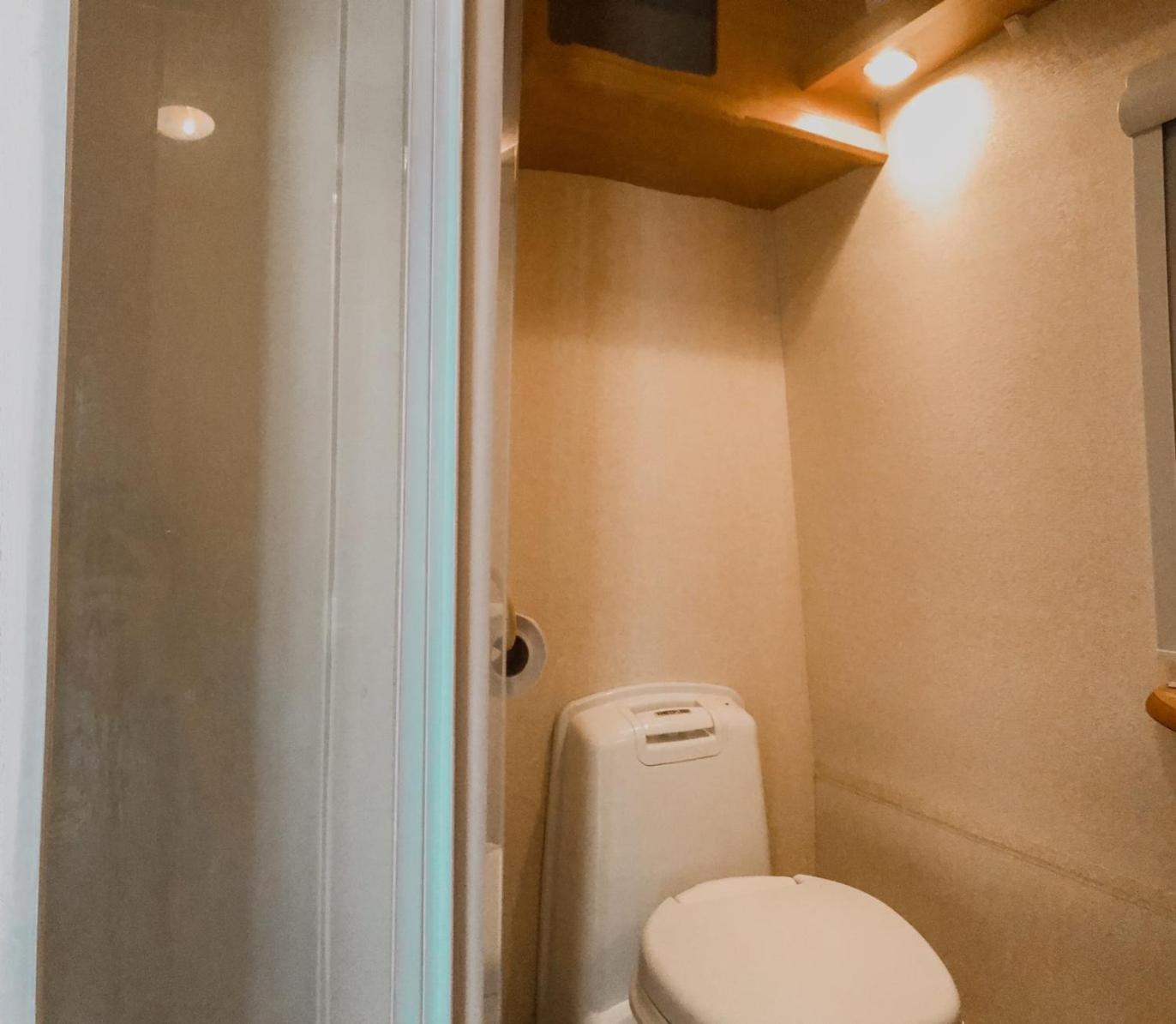 Premium Room - Photo 15