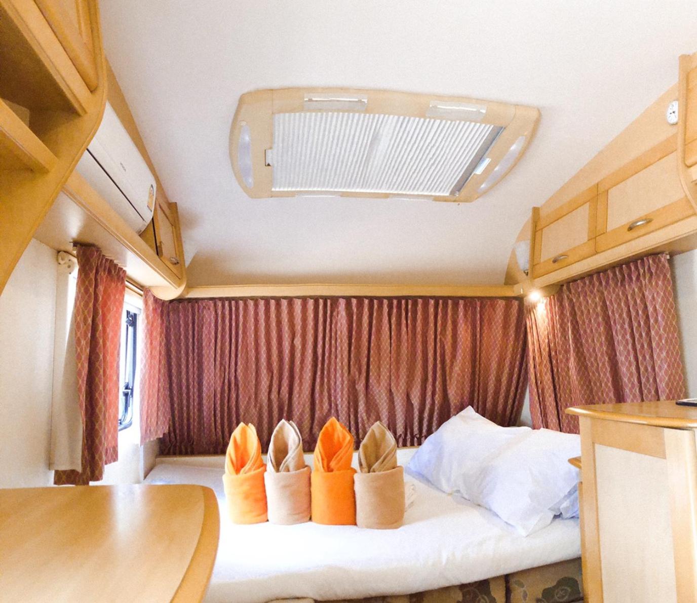 Premium Room - Photo 16