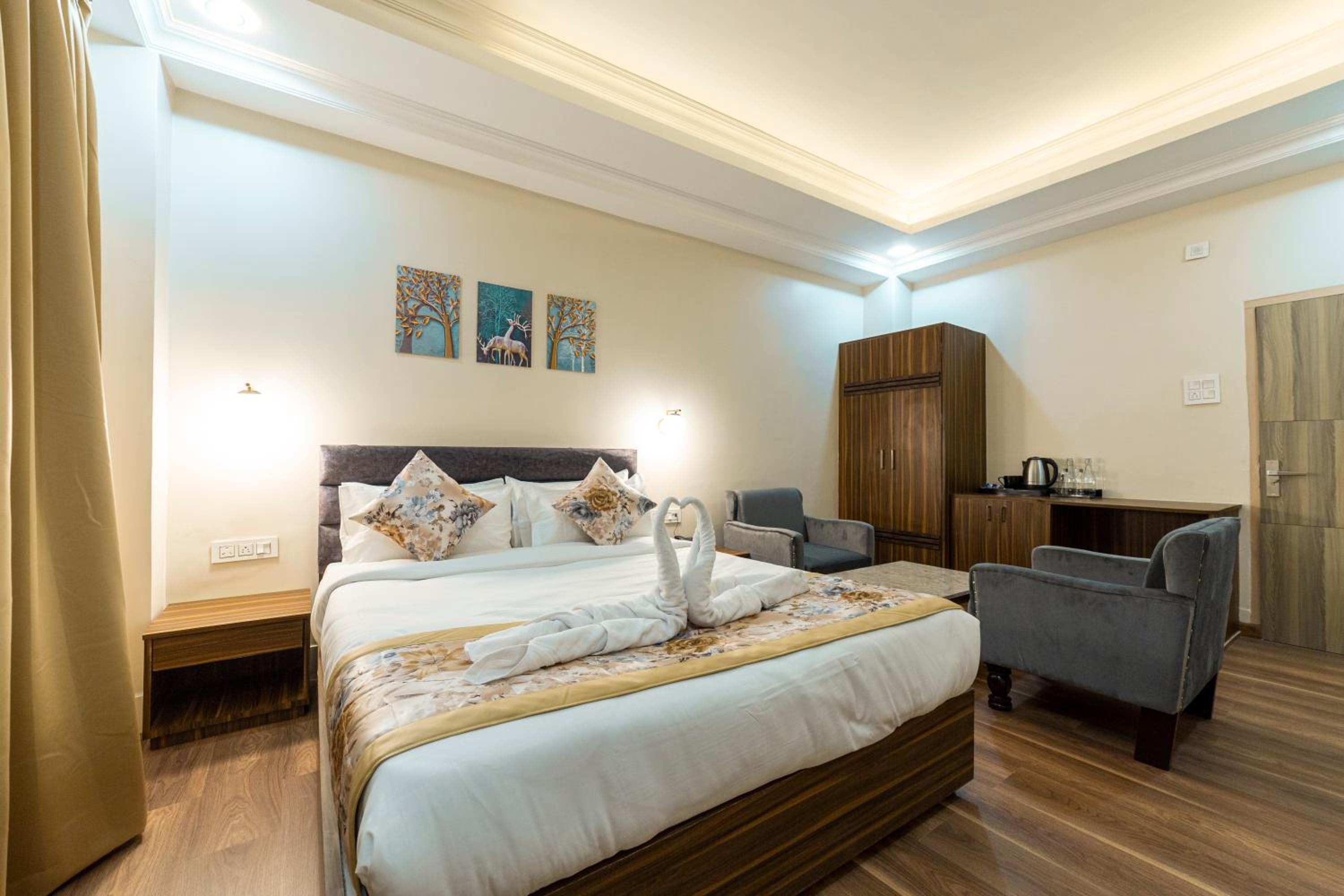 Deluxe Room - Photo 2