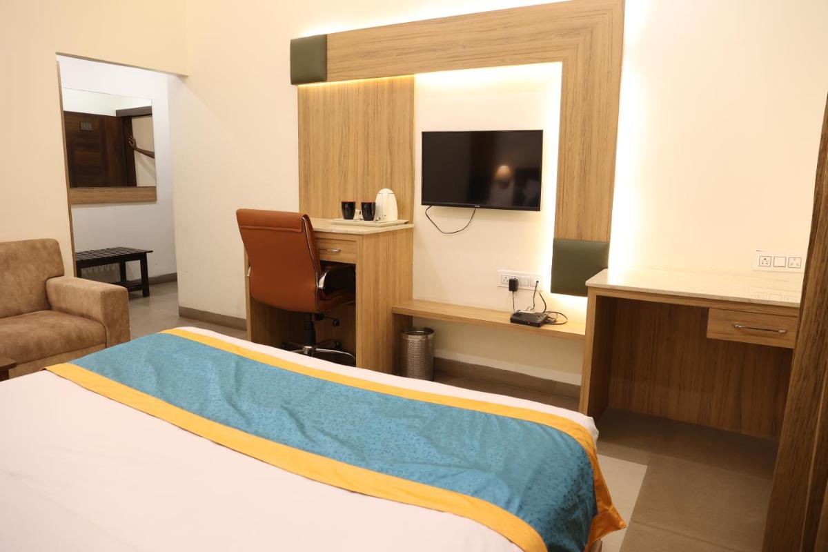 Superior Single Room photo 3