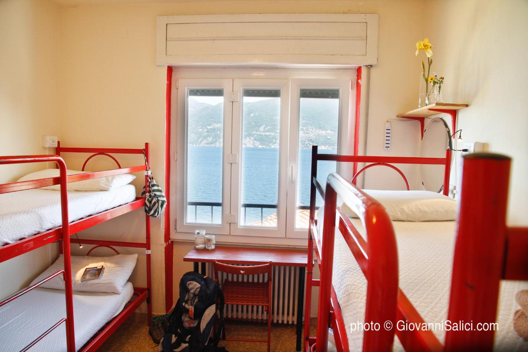 Bed in 6-Bed Mixed Dormitory Room