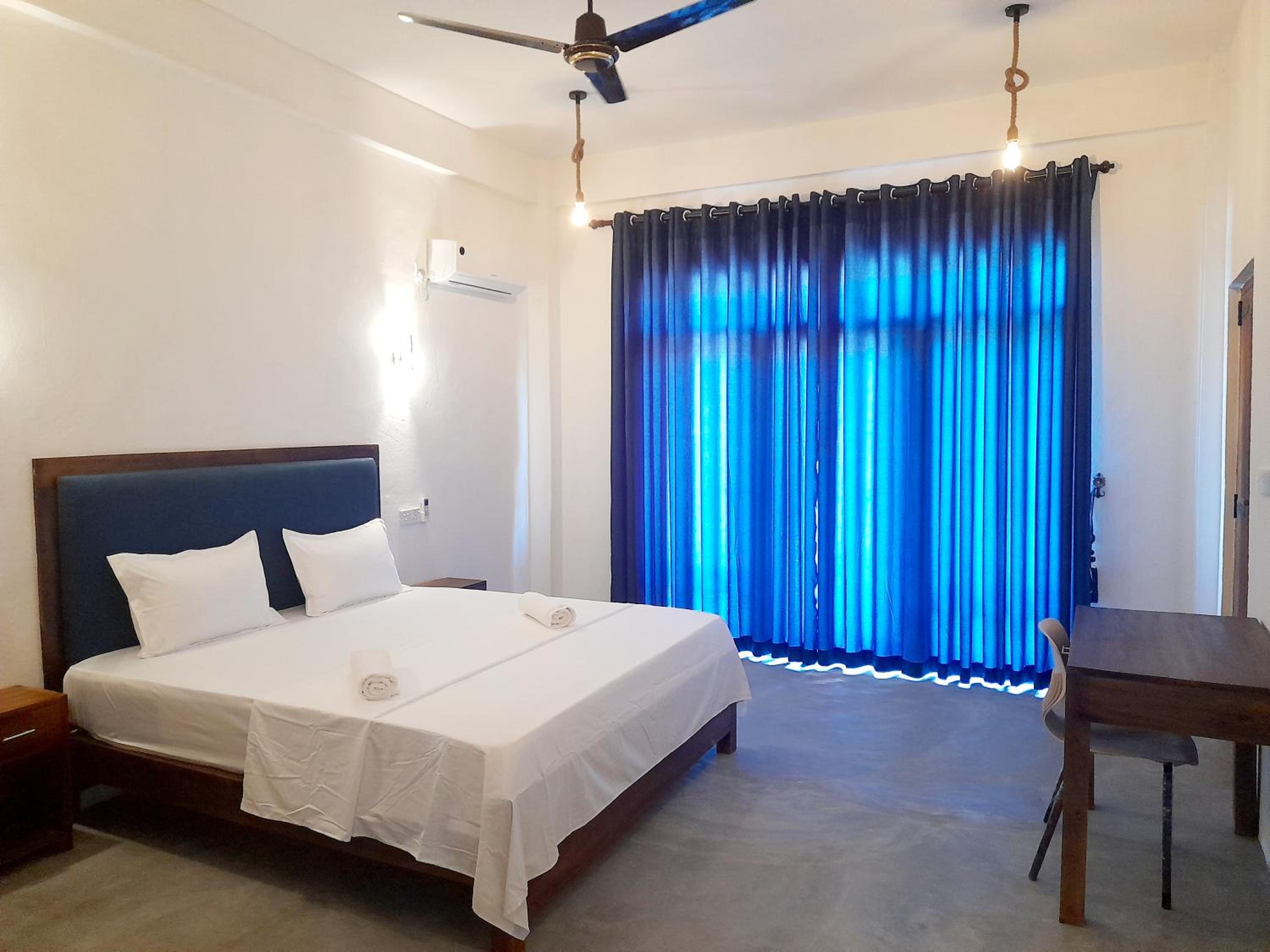 Deluxe Double Room with Balcony - Photo 1