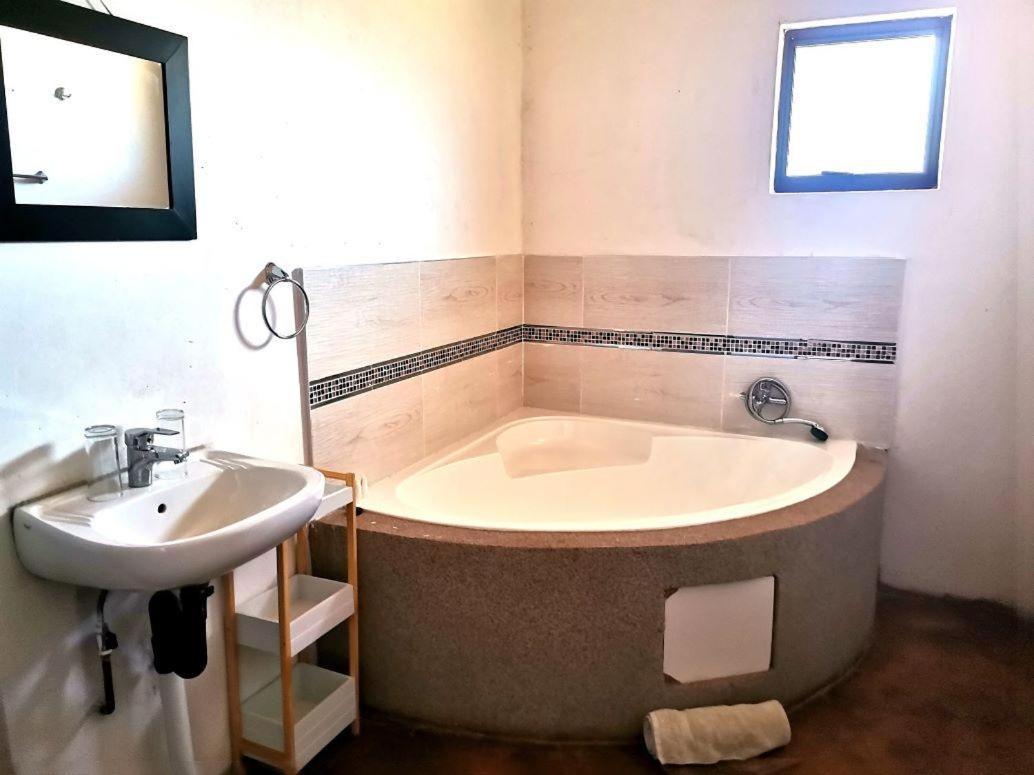 Comfort Cottage - Photo 4