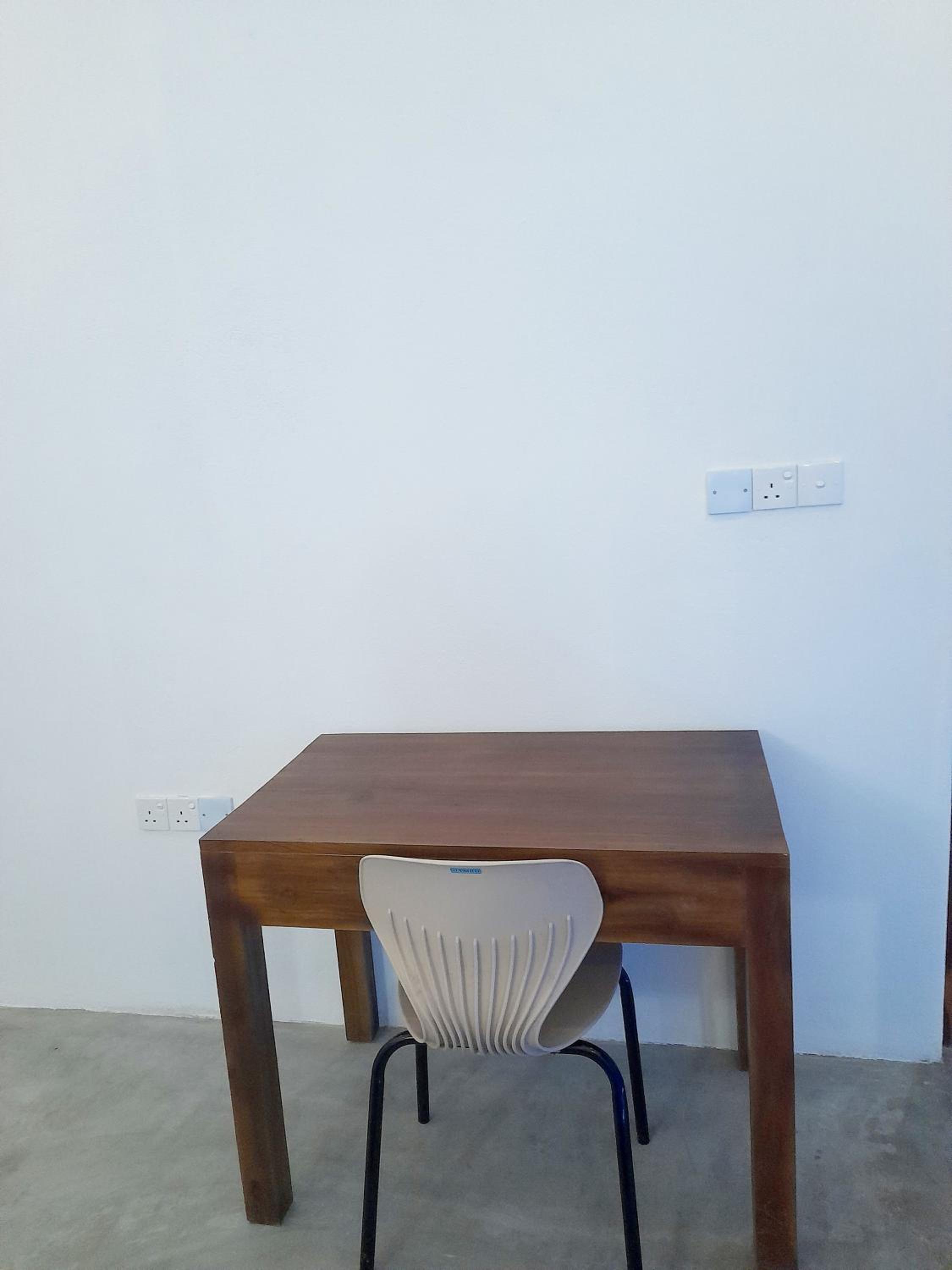 Deluxe Double Room with Balcony - Photo 5