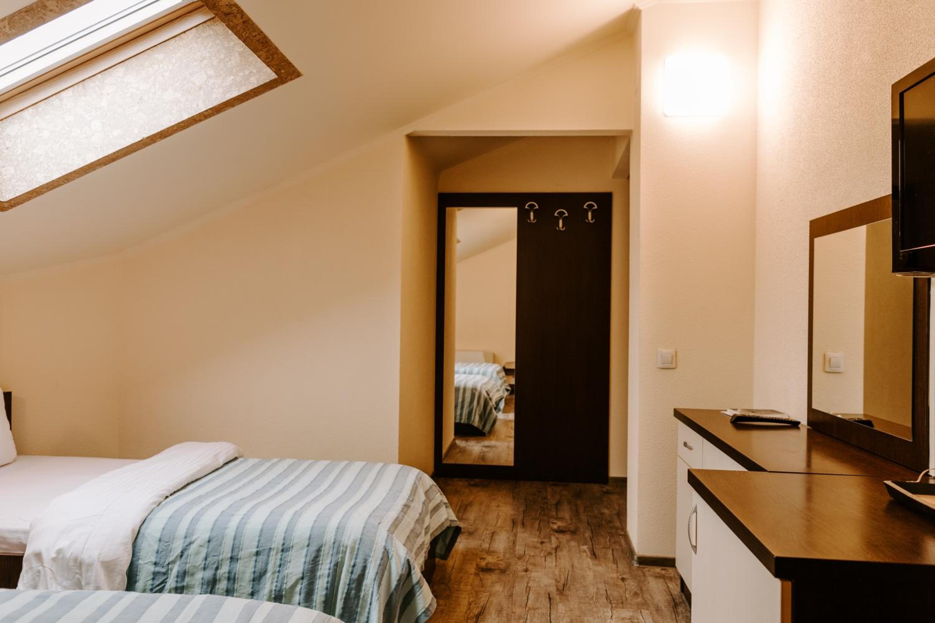 Budget Twin Room photo 1