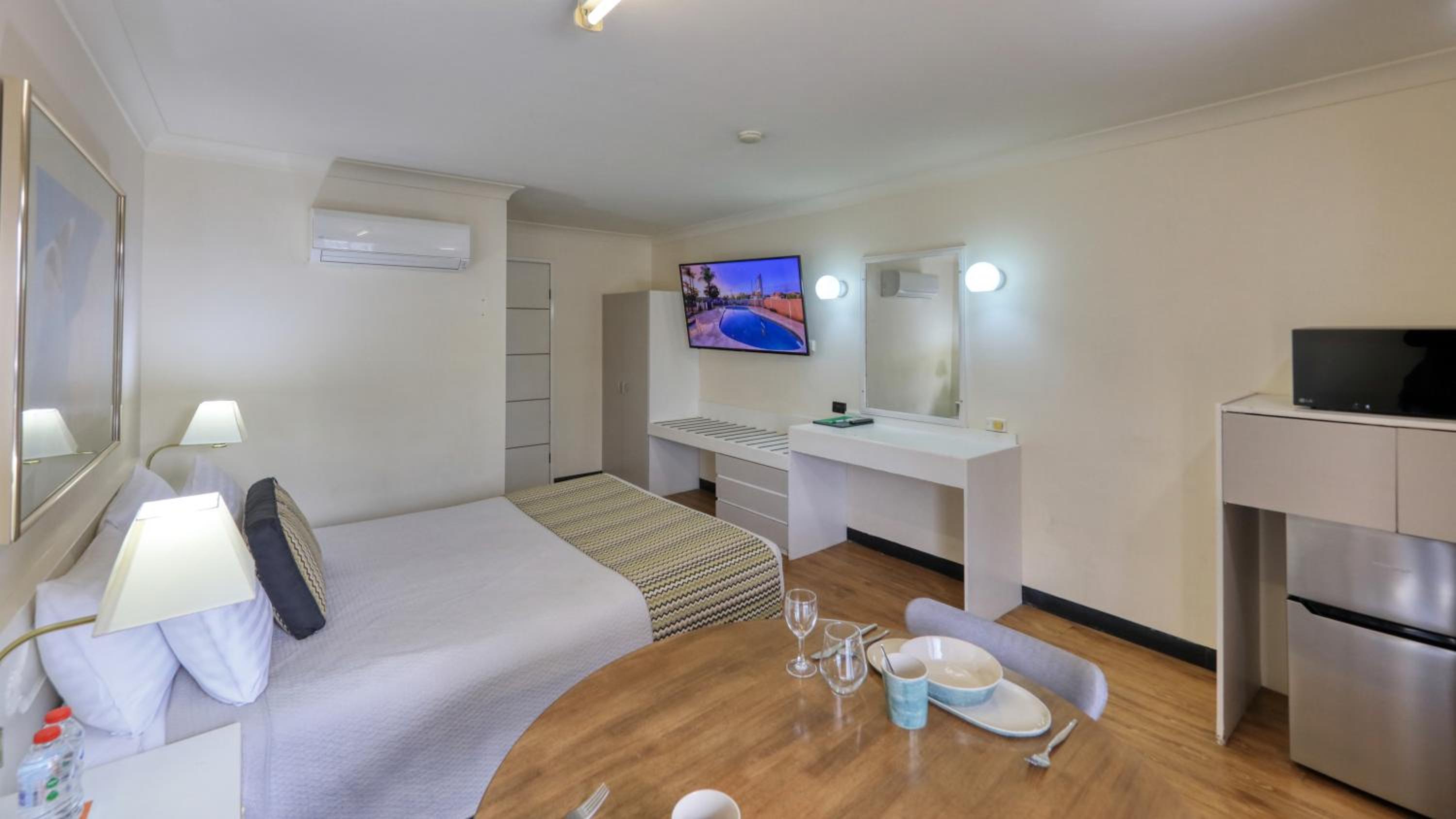 Standard Queen Triple Room photo 1