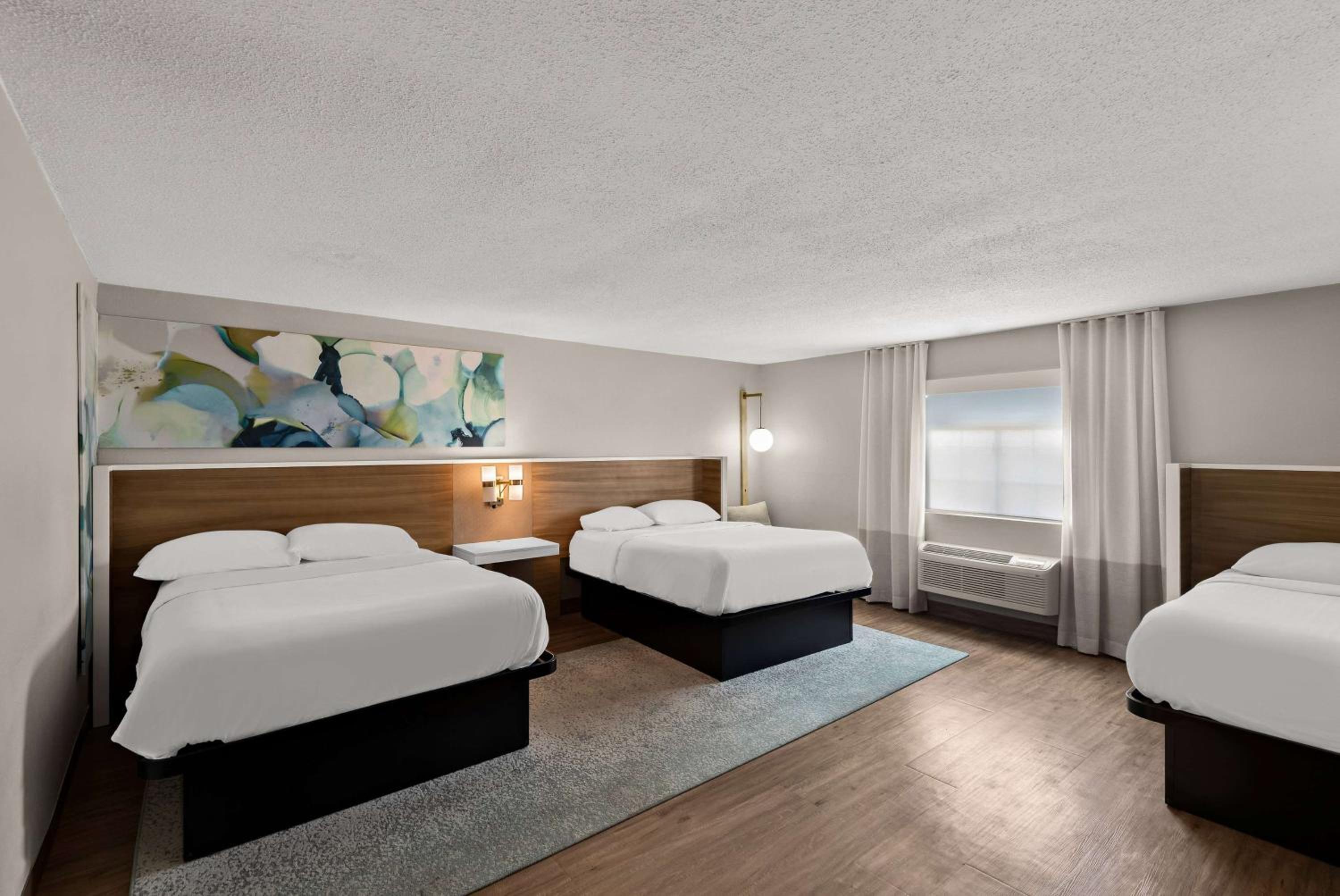 Superior Queen Room - Non-Smoking
