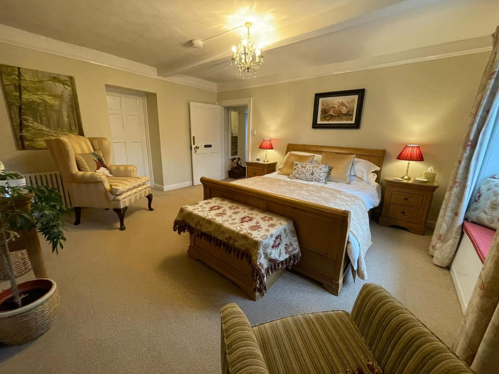 Deluxe King Room photo 2