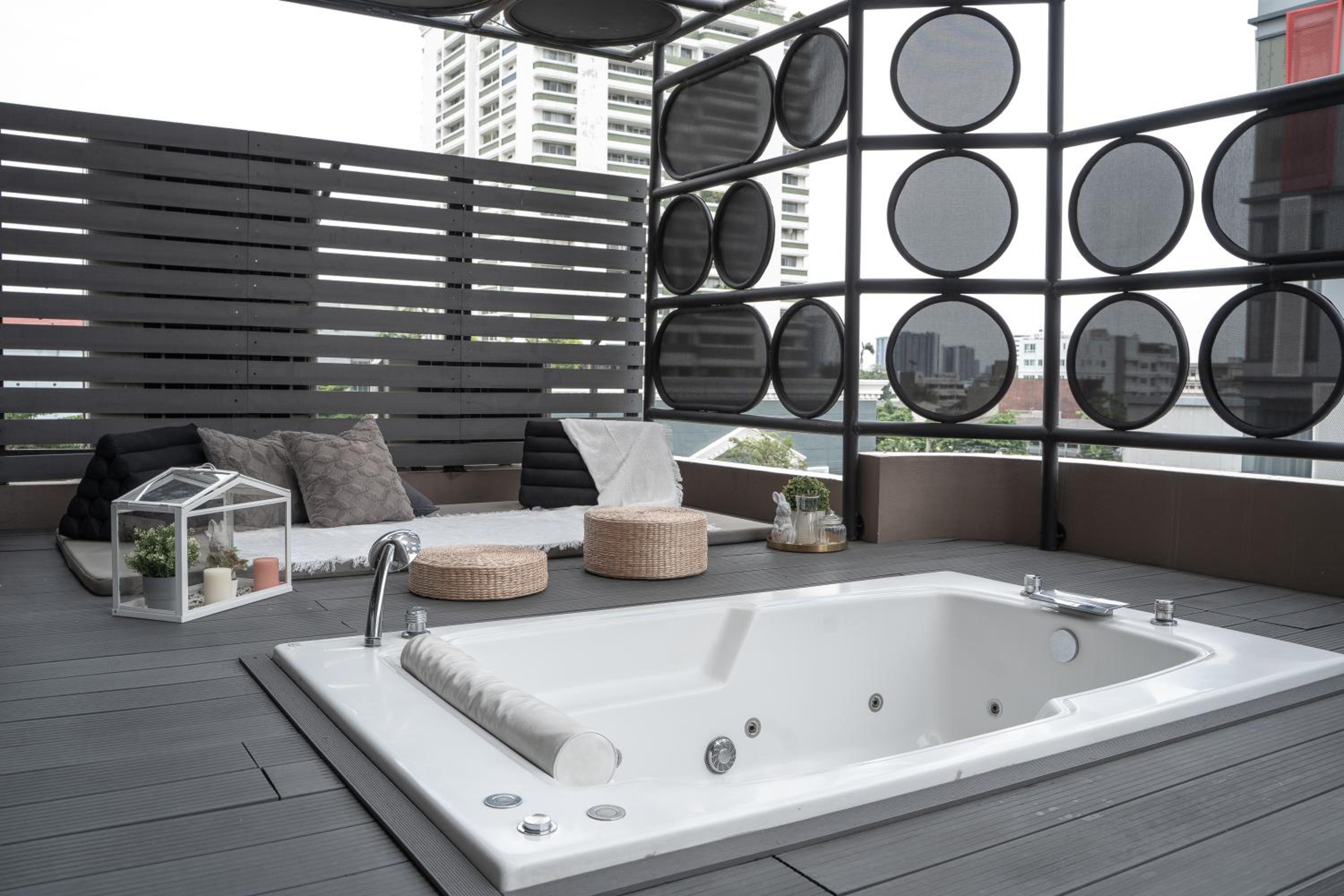 Two-Bedroom Suite with Hot Tub  photo 3