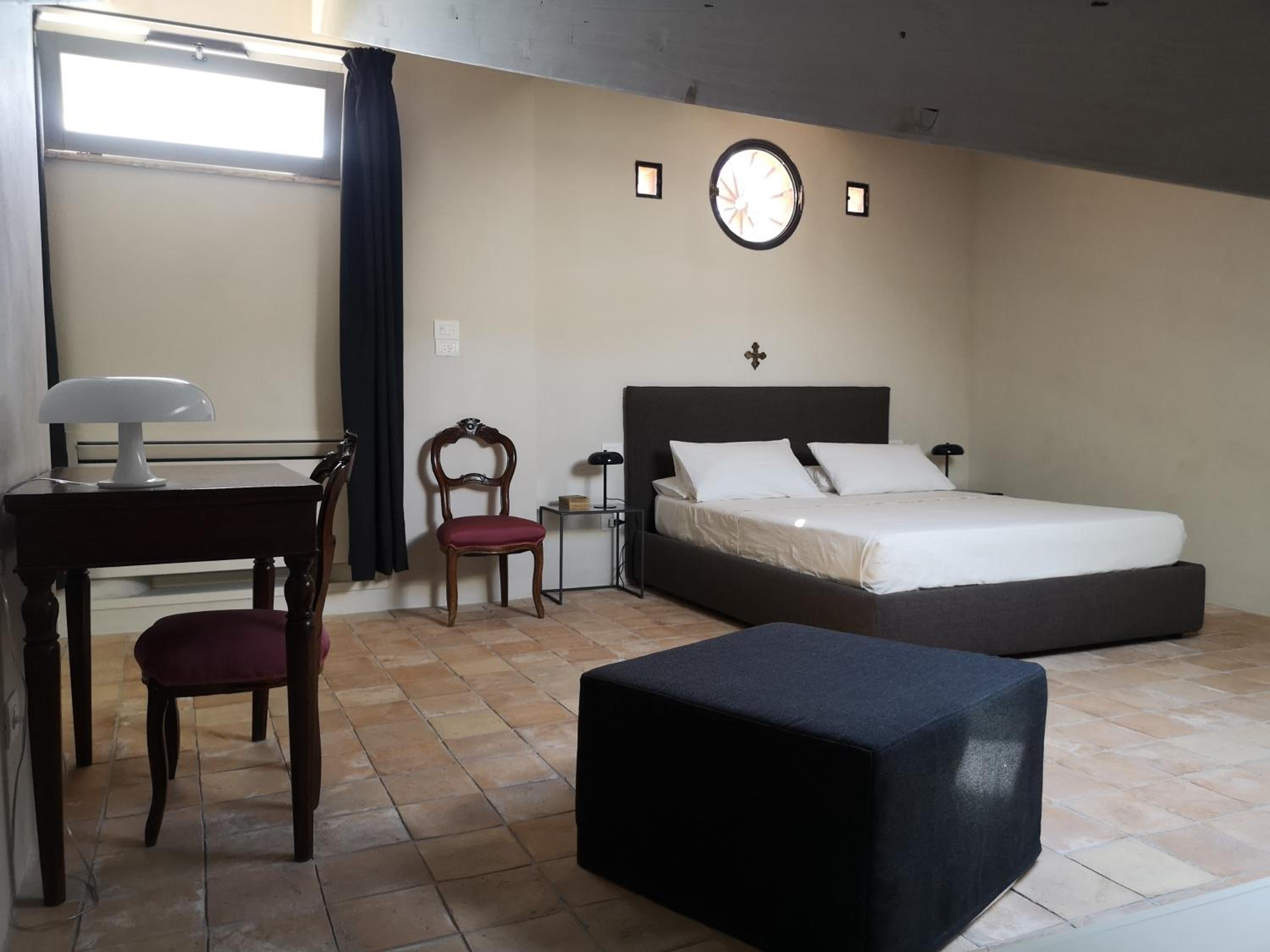 Deluxe Suite photo 3