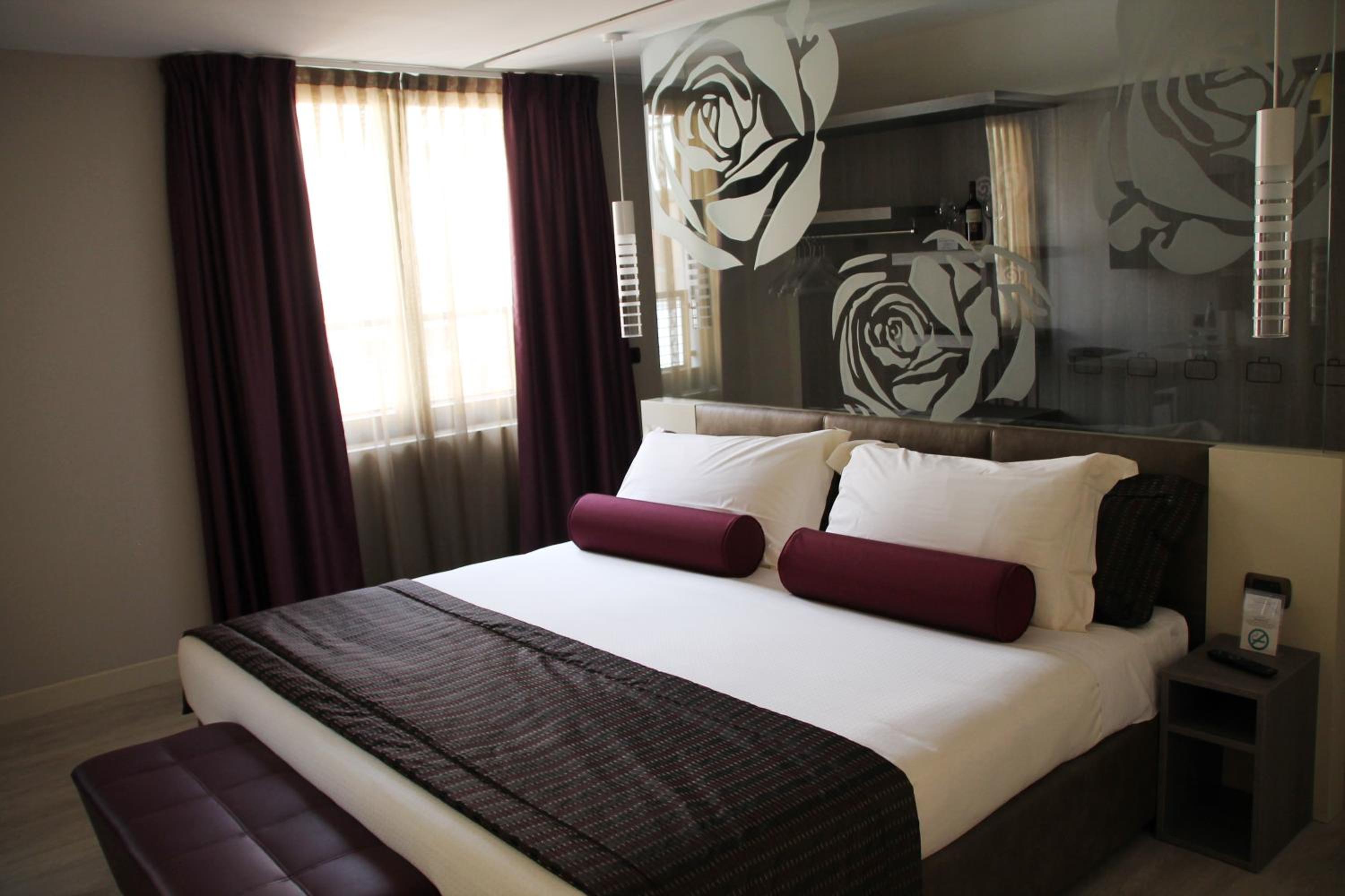 Deluxe Double Room photo 3