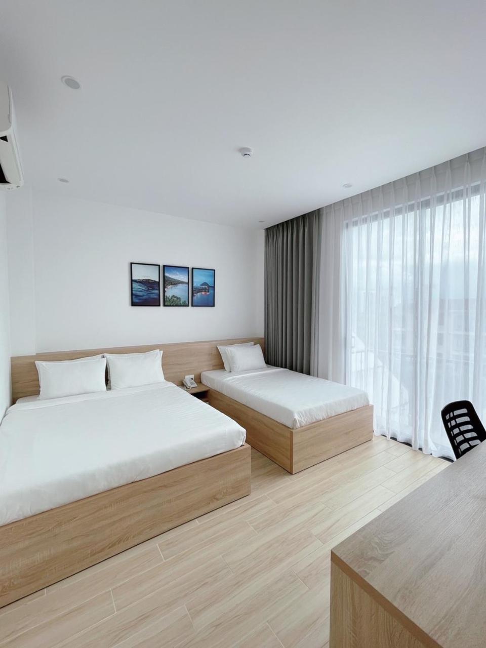 Triple Room with Balcony
