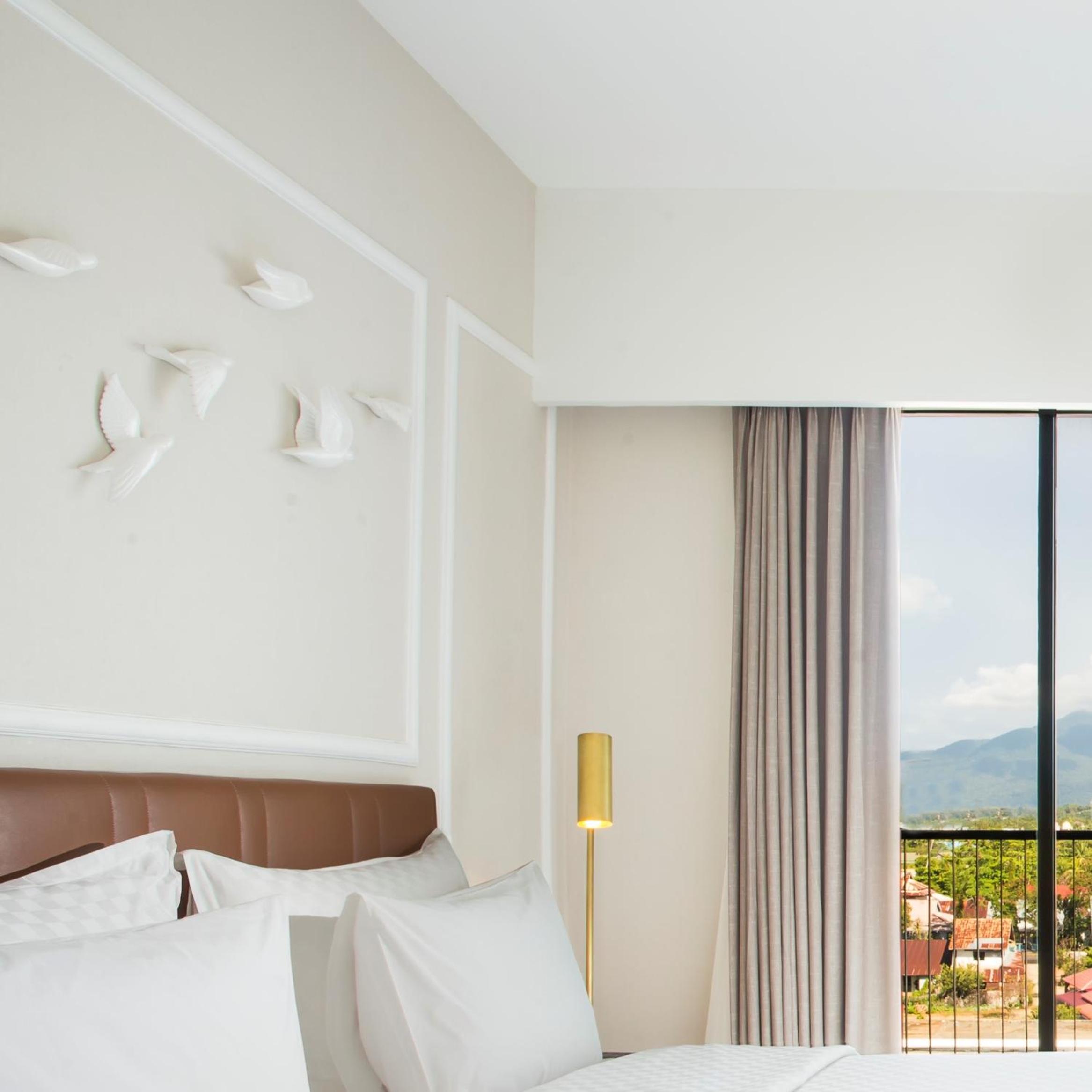 Business Suite photo 2